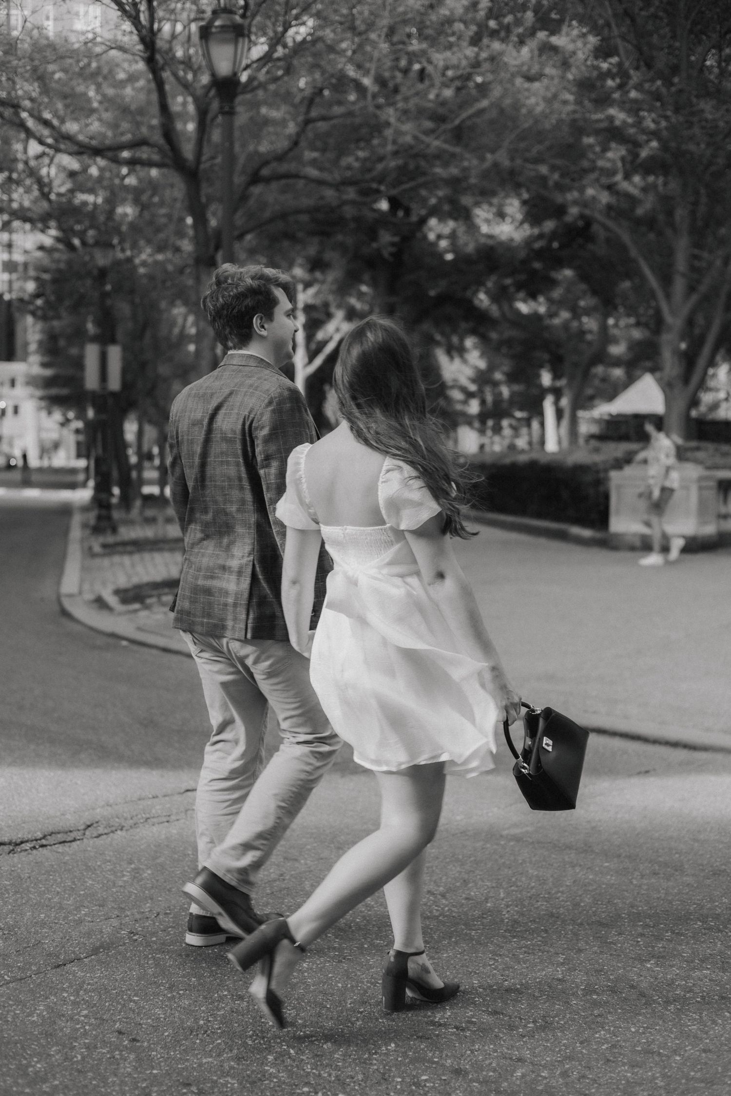 Elegant, candid wedding and engagement photography in Philadelphia. Capturing authentic, emotional moments with a timeless, artistic style.