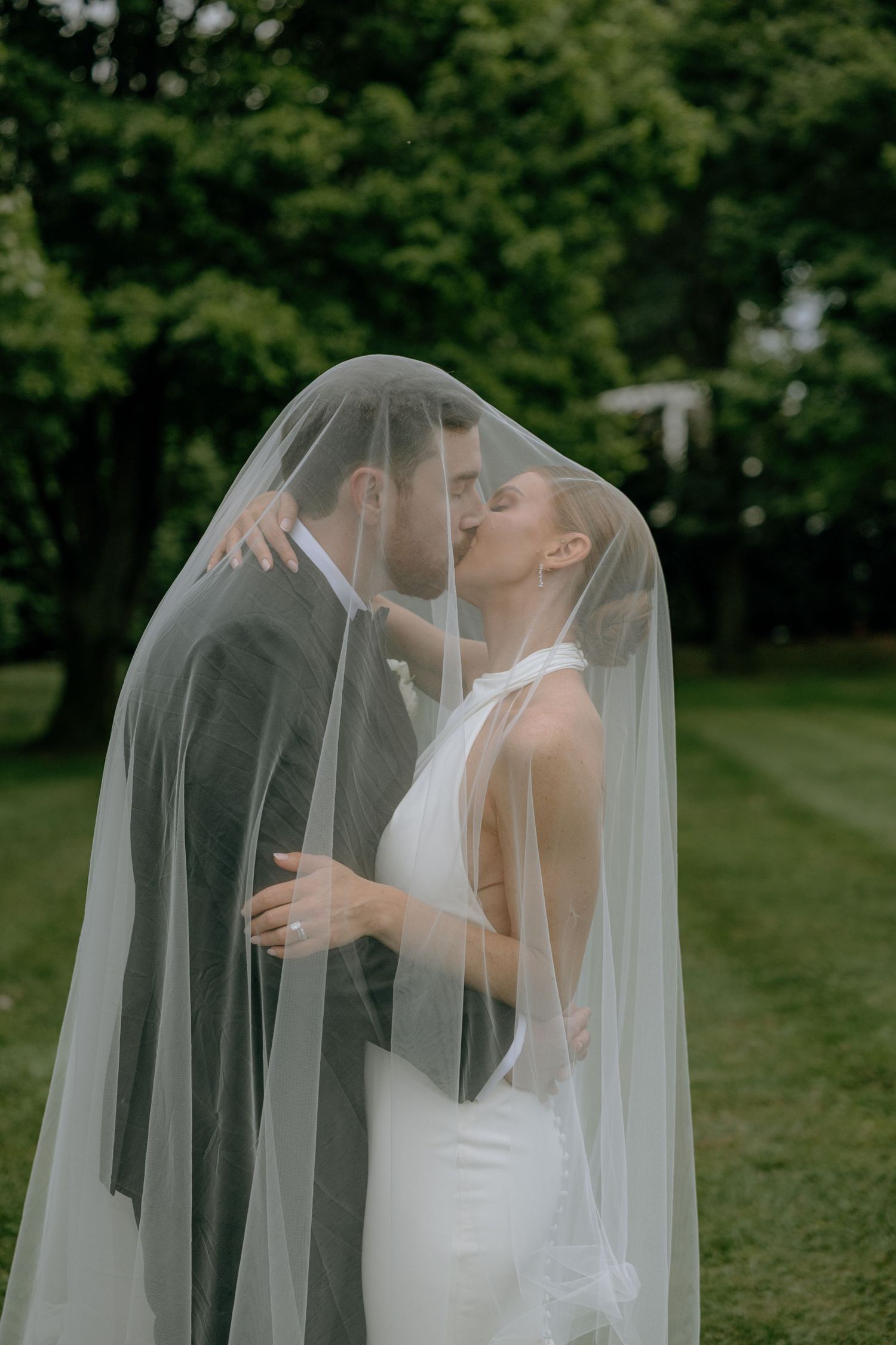 Luxury, documentary-style wedding and engagement photography in Philadelphia. Candid, timeless, romantic, and authentic moments captured.