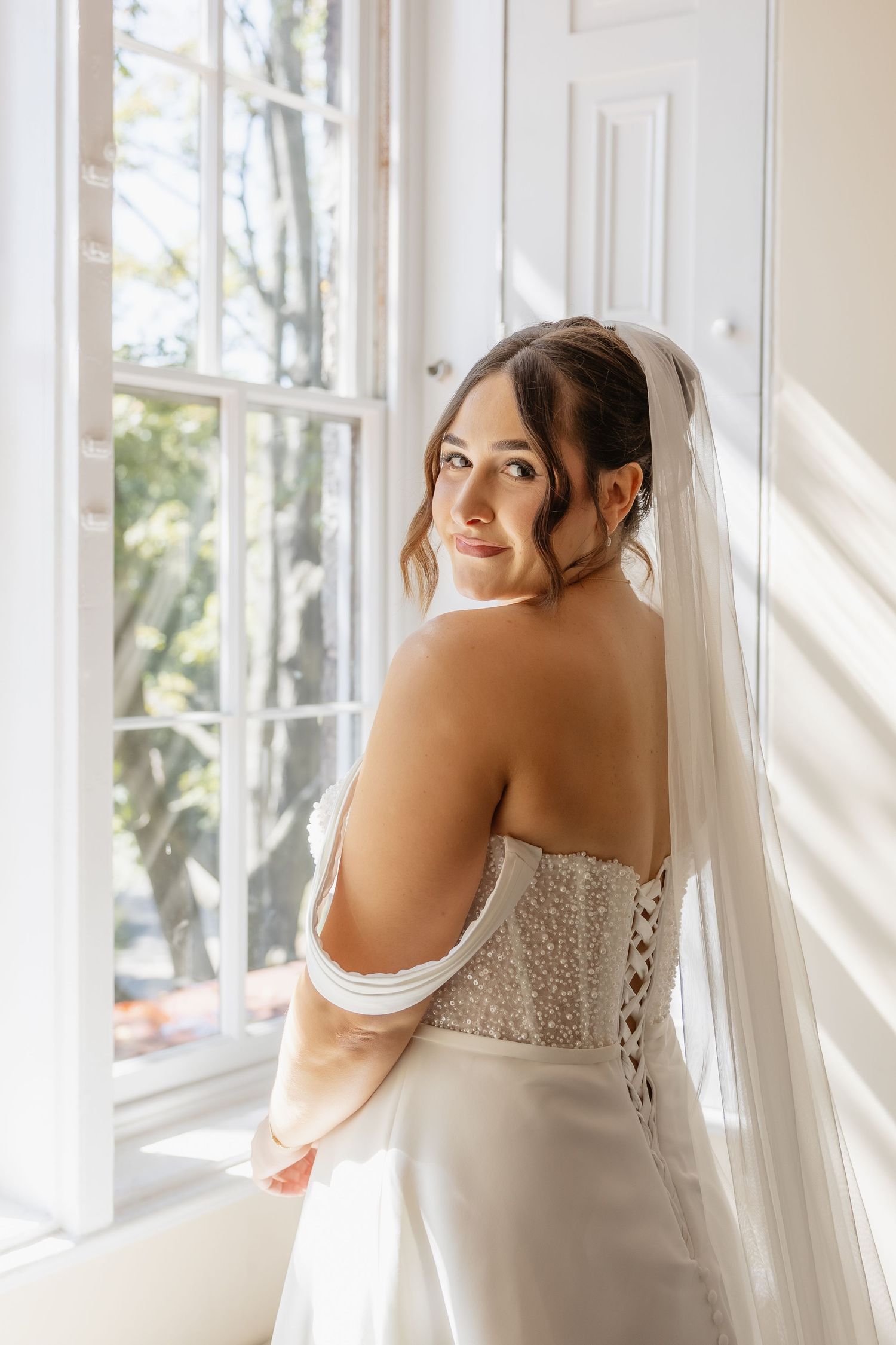 Luxury, documentary-style wedding and engagement photography in Philadelphia. Candid, timeless, romantic, and authentic moments captured.