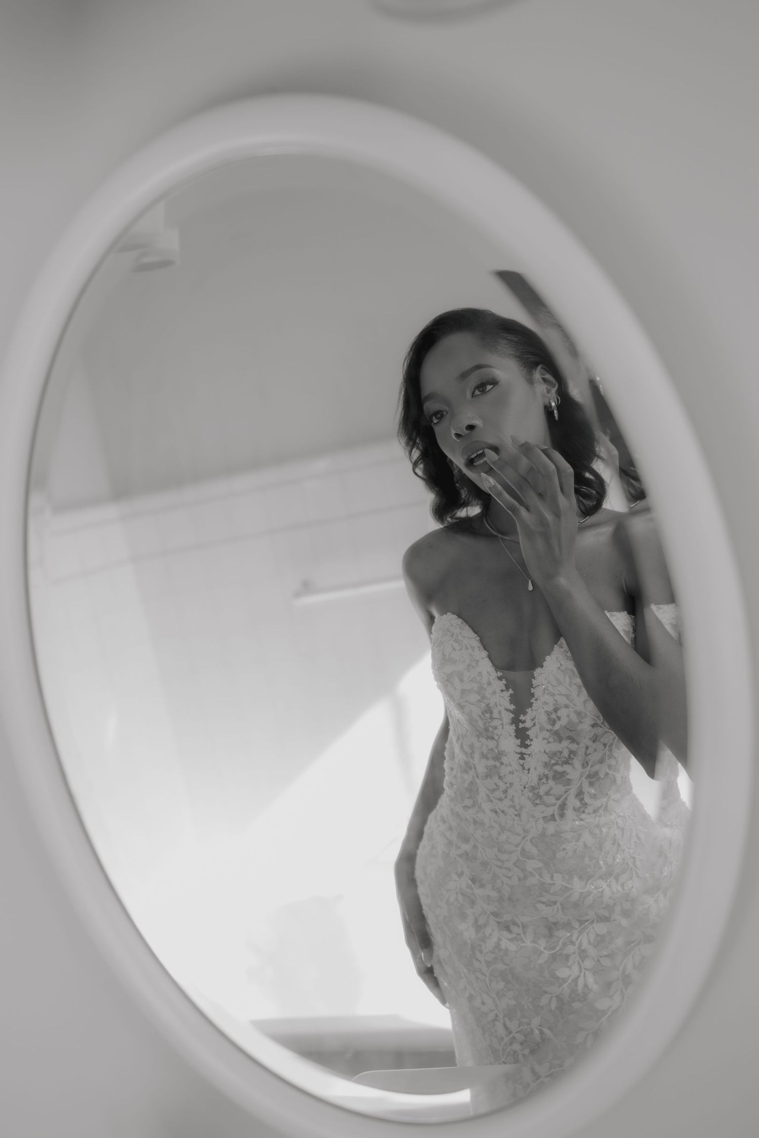 Luxury, documentary-style wedding and engagement photography in Philadelphia. Candid, timeless, romantic, and authentic moments captured.