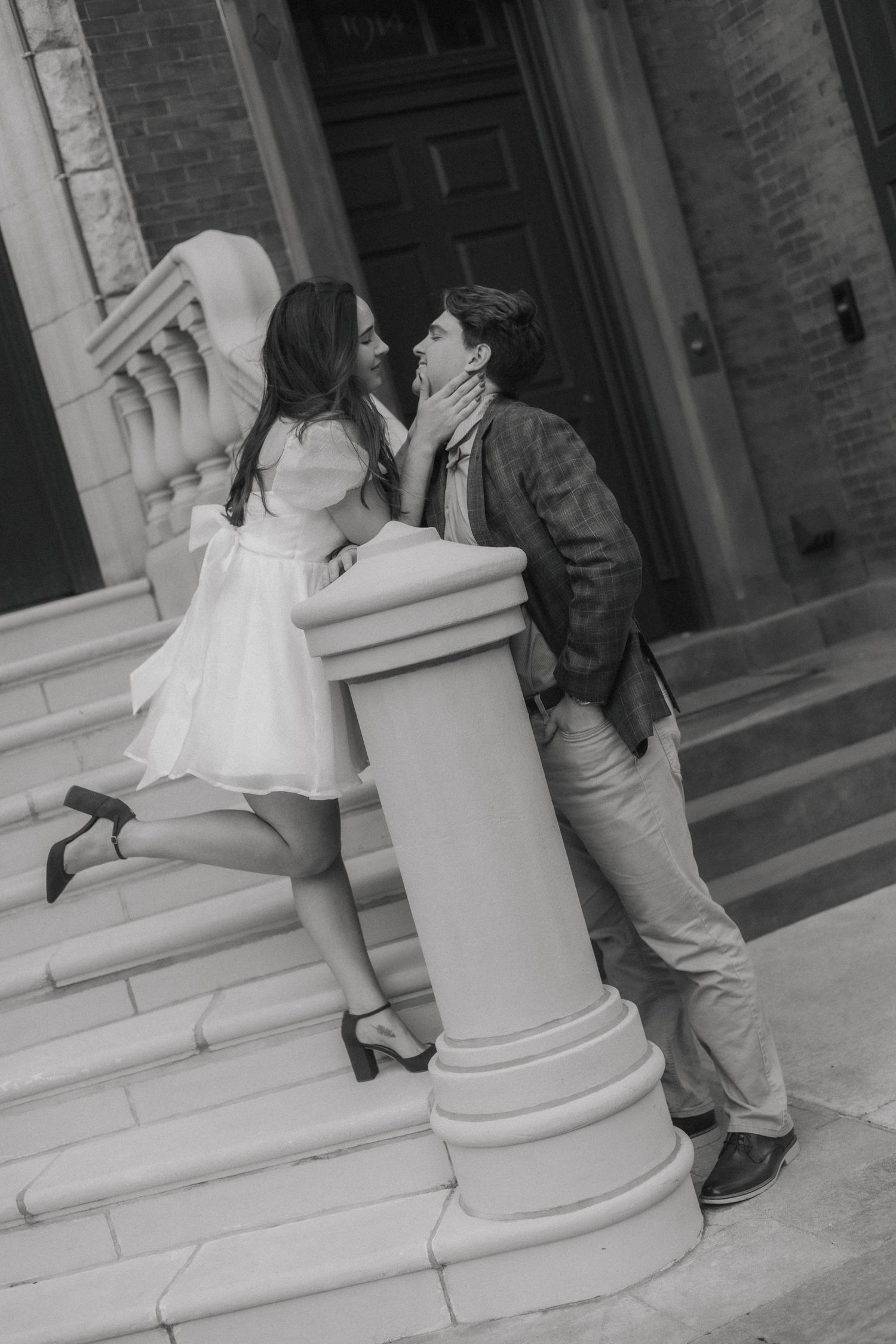 Elegant, candid wedding and engagement photography in Philadelphia. Capturing authentic, emotional moments with a timeless, artistic style.