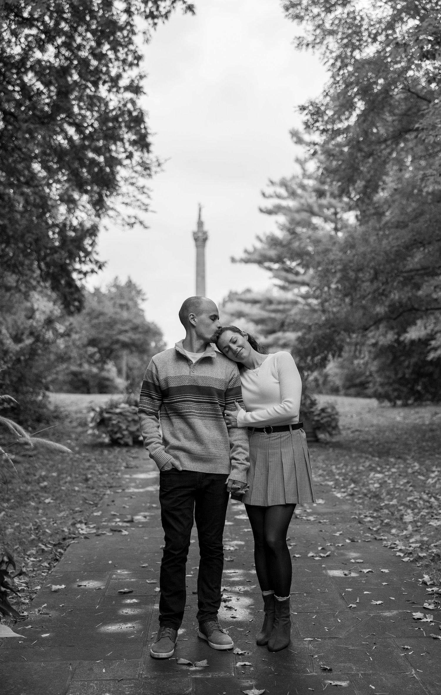 Engagement session photographed at Queenston Heights in Niagara Falls, Ontario.