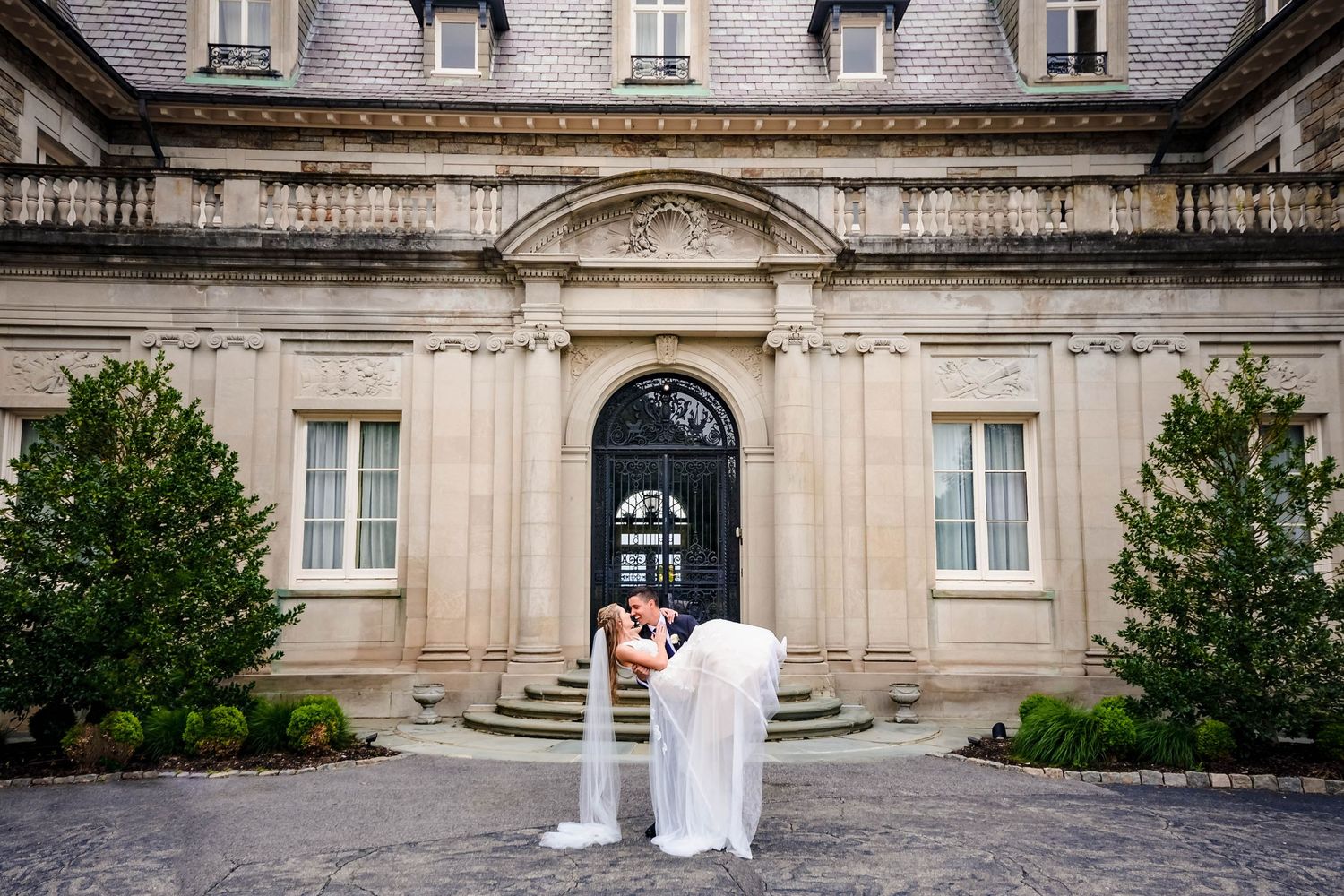 Aldrich Mansion wedding Rhode Island, Taken by Rhode Wedding Island Photographer