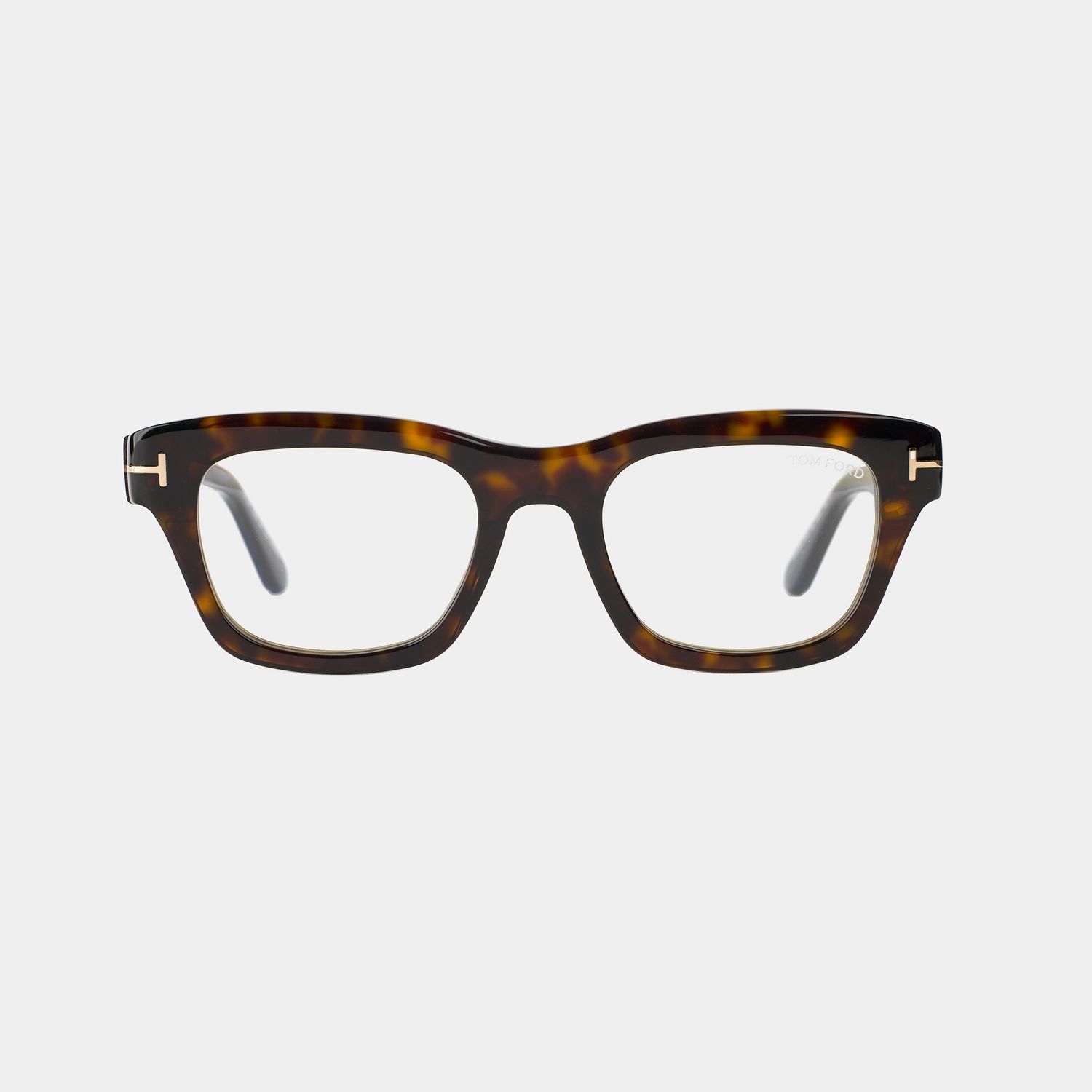 Packshot of eyewear isolated on off white for retail use - TF