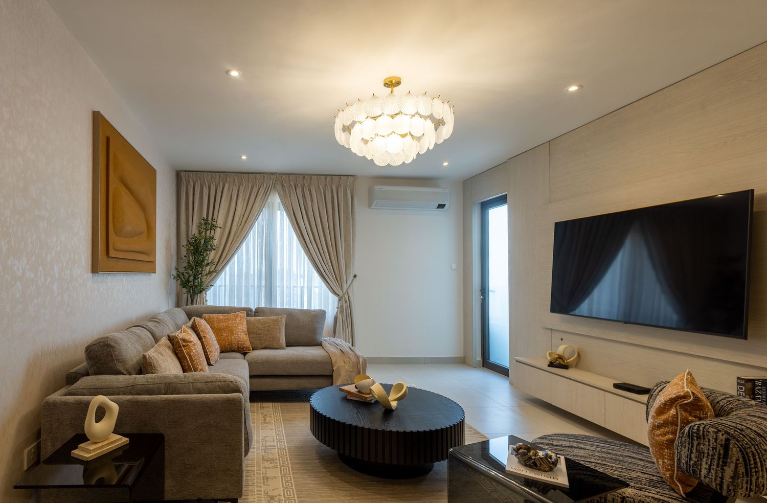 Real estate image showing layout and natural lighting