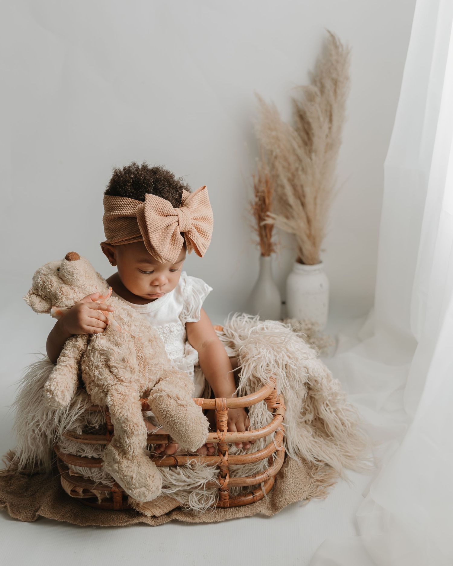 Simple Milestone Sessions for 6 month or 1 year olds available in Tyler Tx  studio