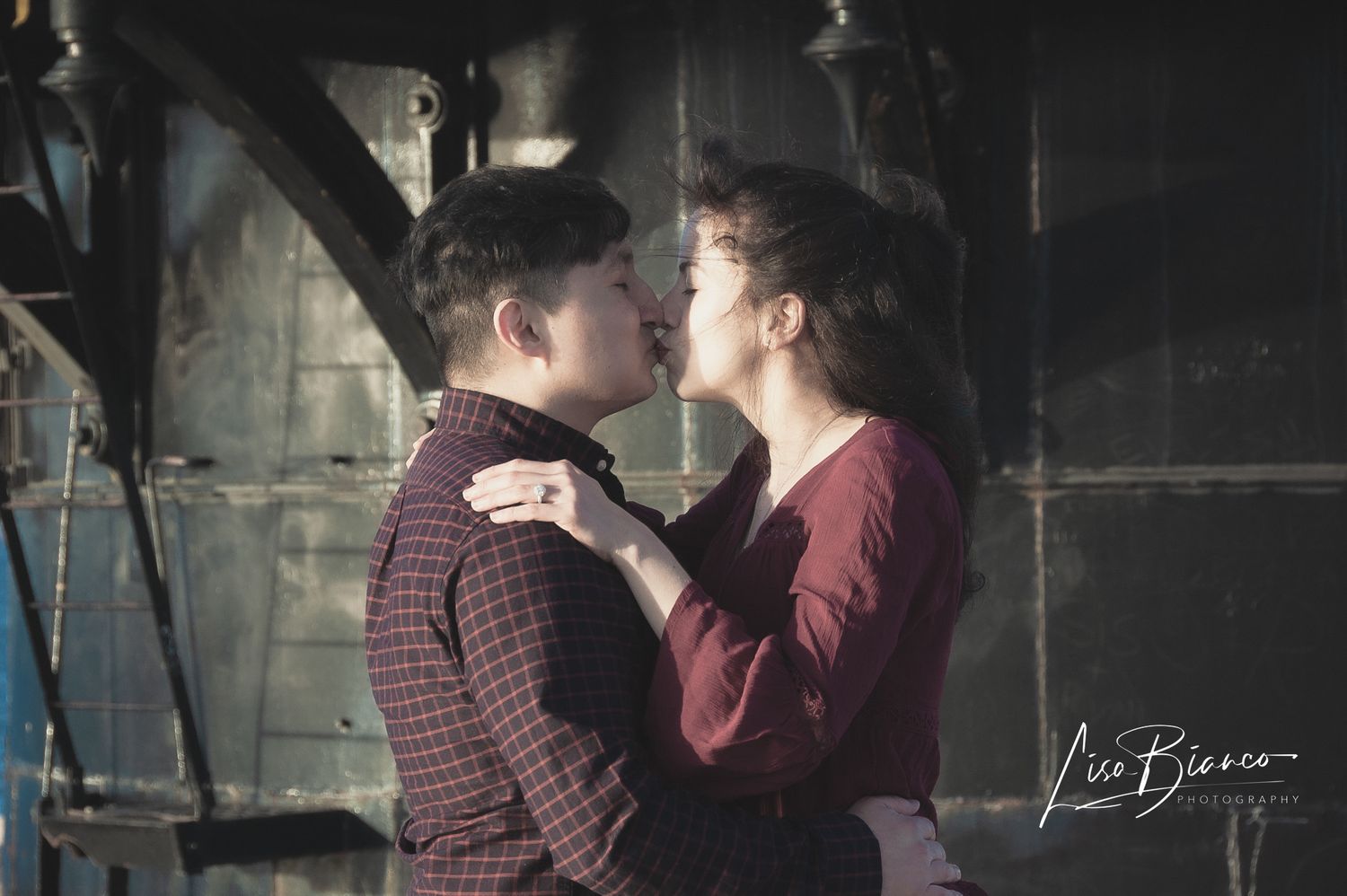 Couples & Engagement Photographer | Amsterdam NYCelebrate your love story with a natural outdoor engagement session. Professional couples an