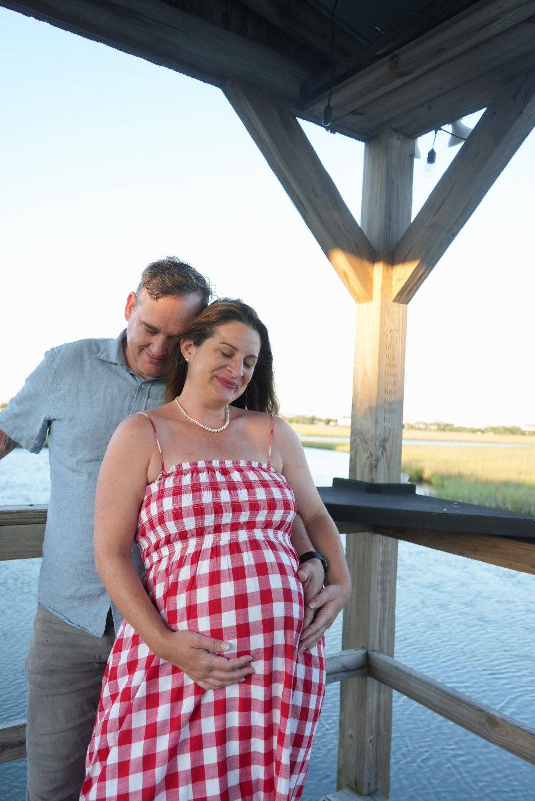 Maternity photoshoot on the coast of South Carolina in Pawleys Island.