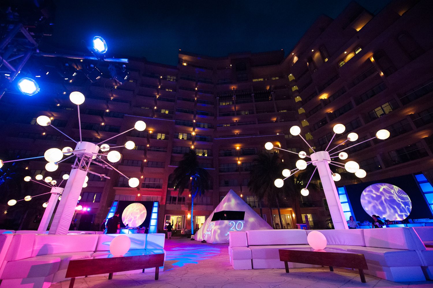 Corporate event, conference, incentives, galas, and non-profit event photography in Denver, Colorado.