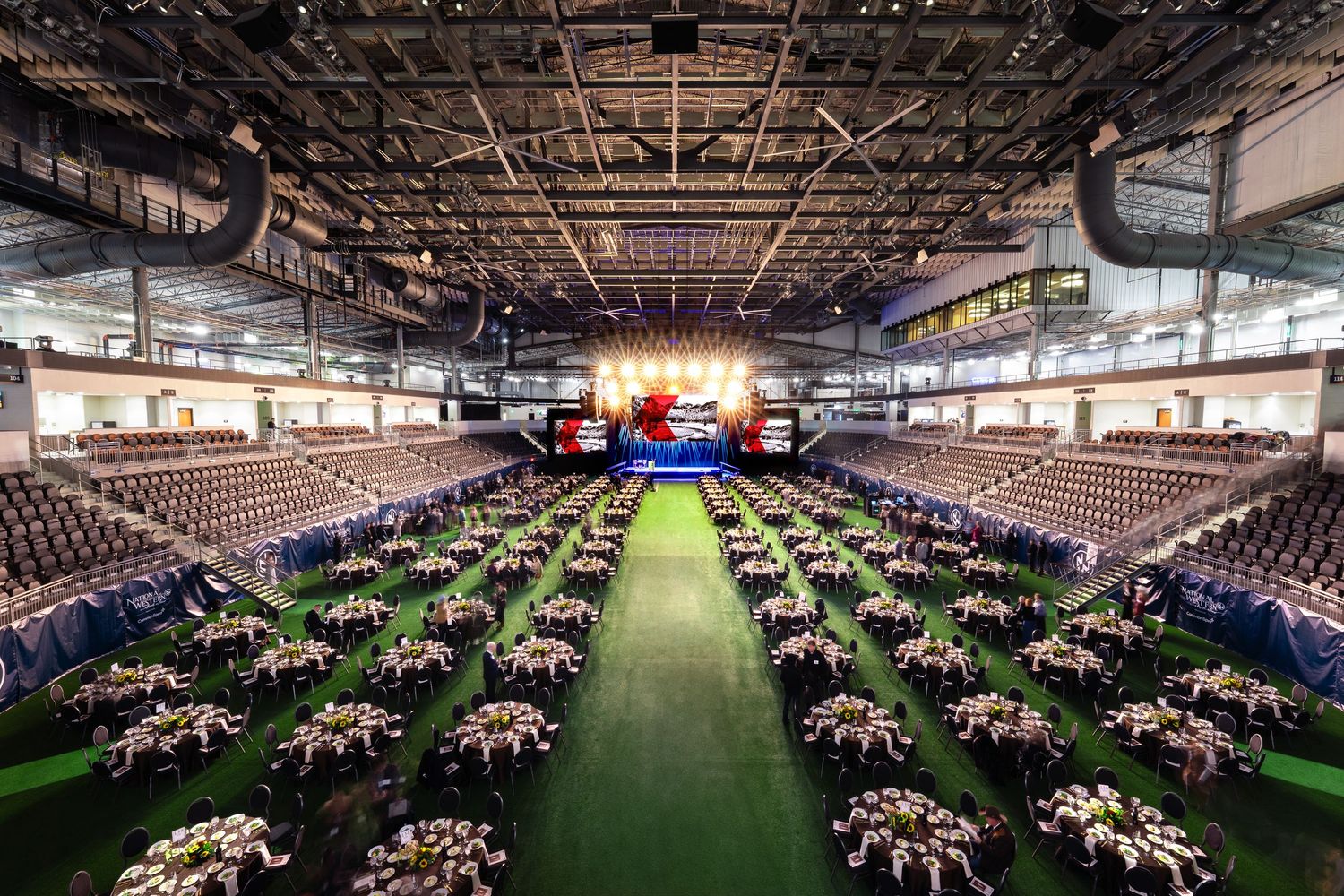 Corporate event, conference, incentives, galas, and non-profit event photography in Denver, Colorado.