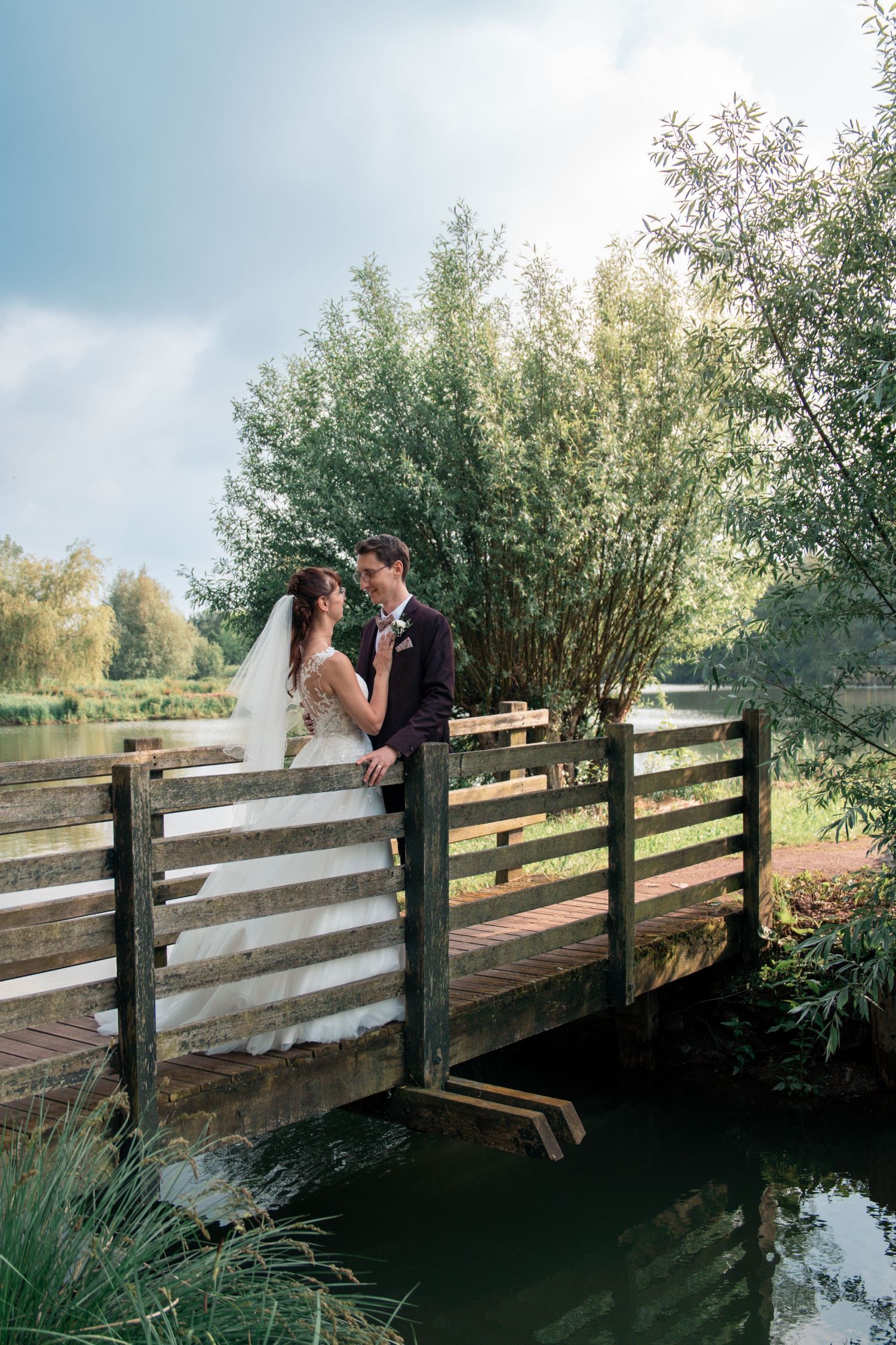 Moment d’émotion capturé pendant un mariage