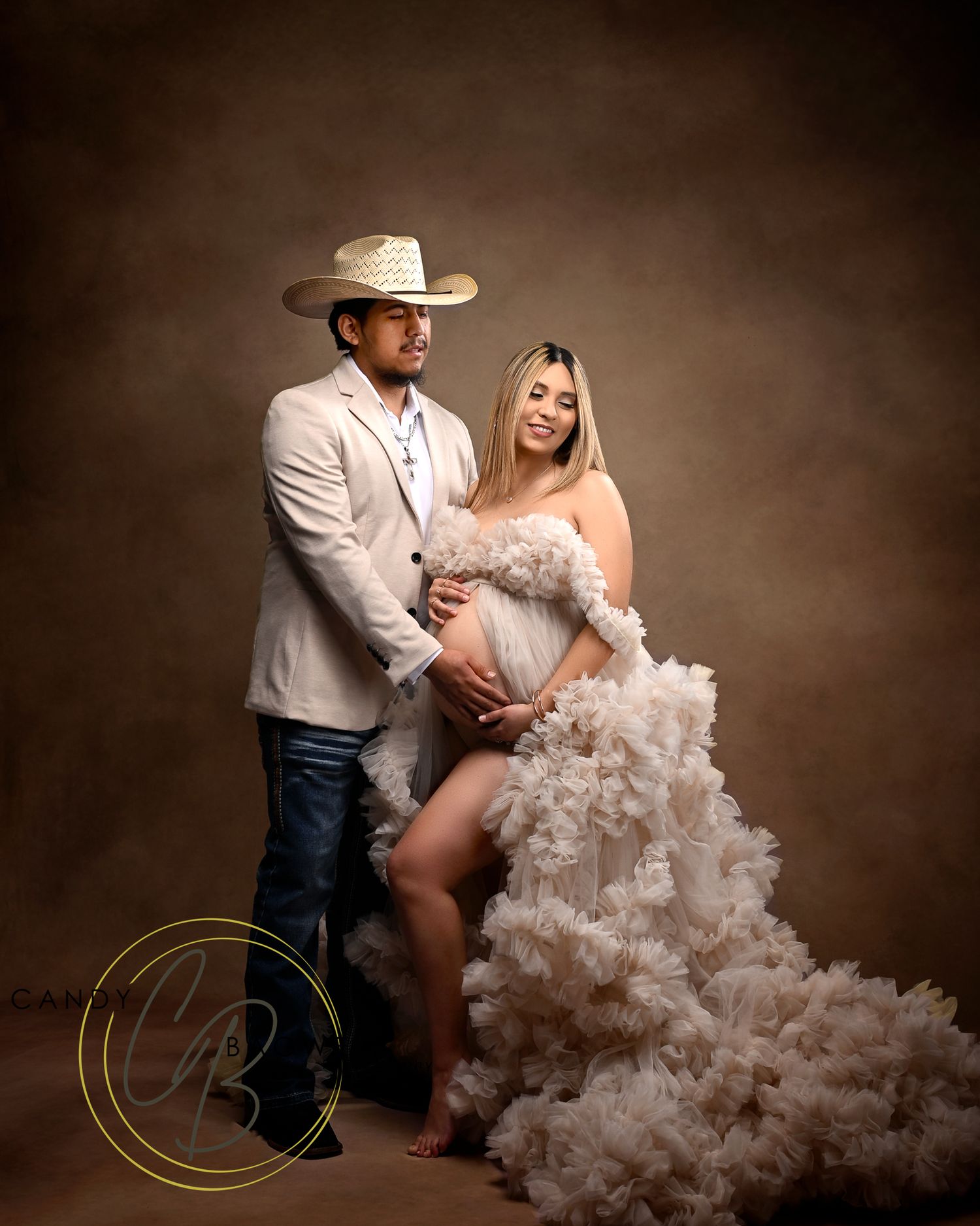 Luxury maternity by Candy Bagwell Photography, professional photographer serving Fletcher, Hendersonville, Asheville, and Western NC.