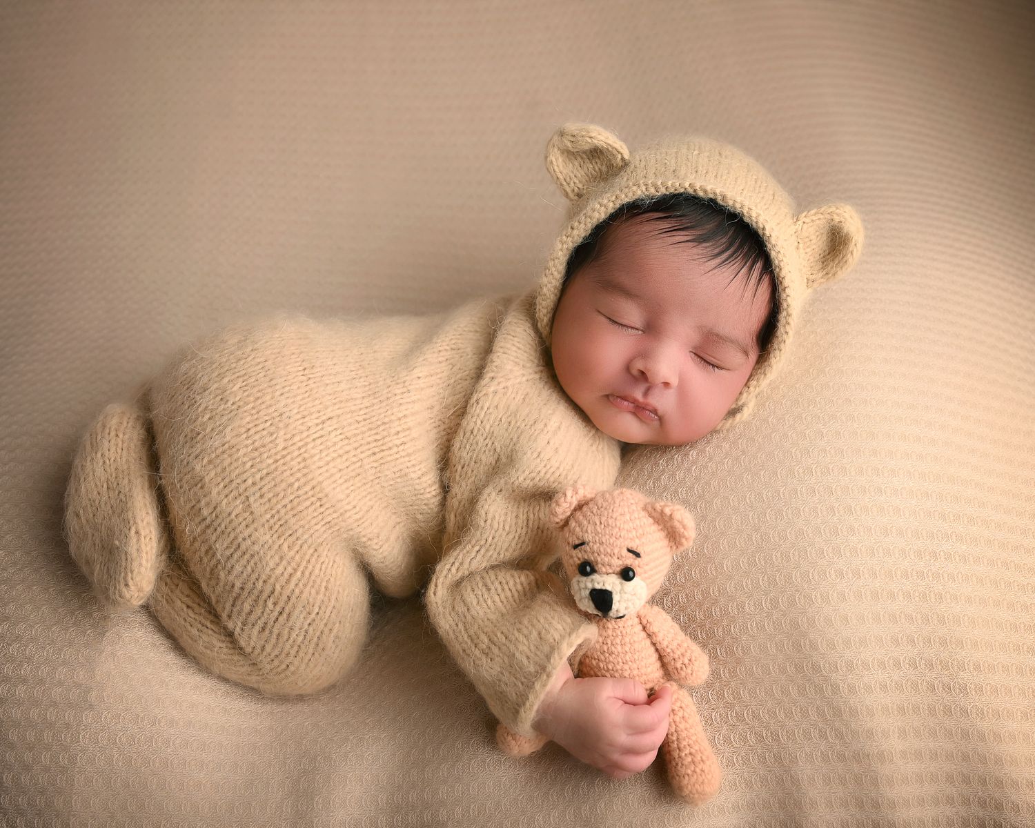 Newborn portrait by Candy Bagwell Photography, professional newborn photographer serving Fletcher, Hendersonville, Asheville, and Western NC