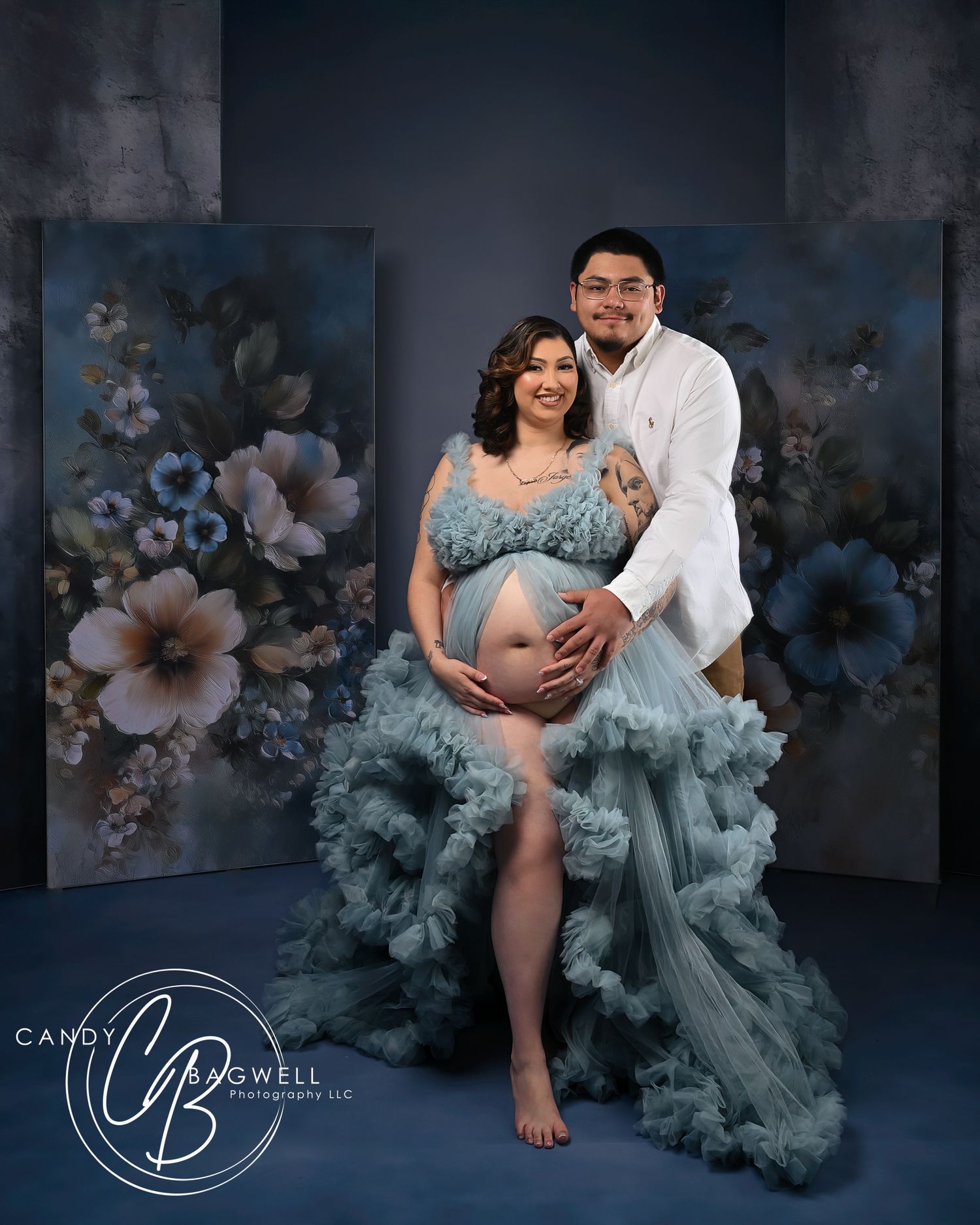 Luxury maternity by Candy Bagwell Photography, professional photographer serving Fletcher, Hendersonville, Asheville, and Western NC.