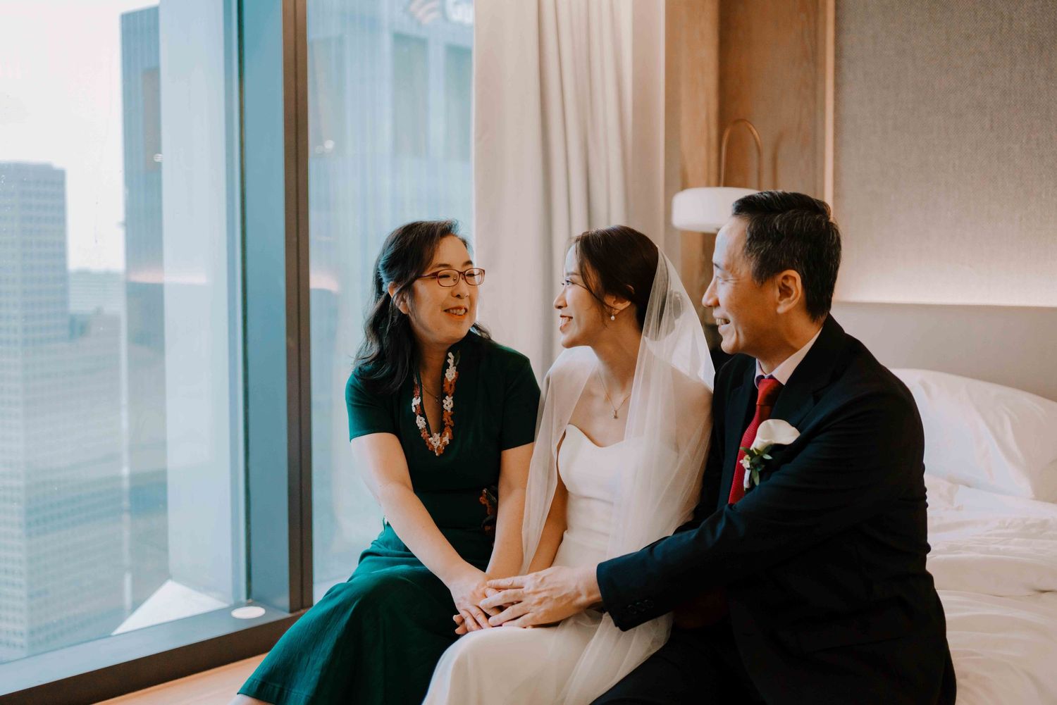 glasshouse andaz hotel wedding photo