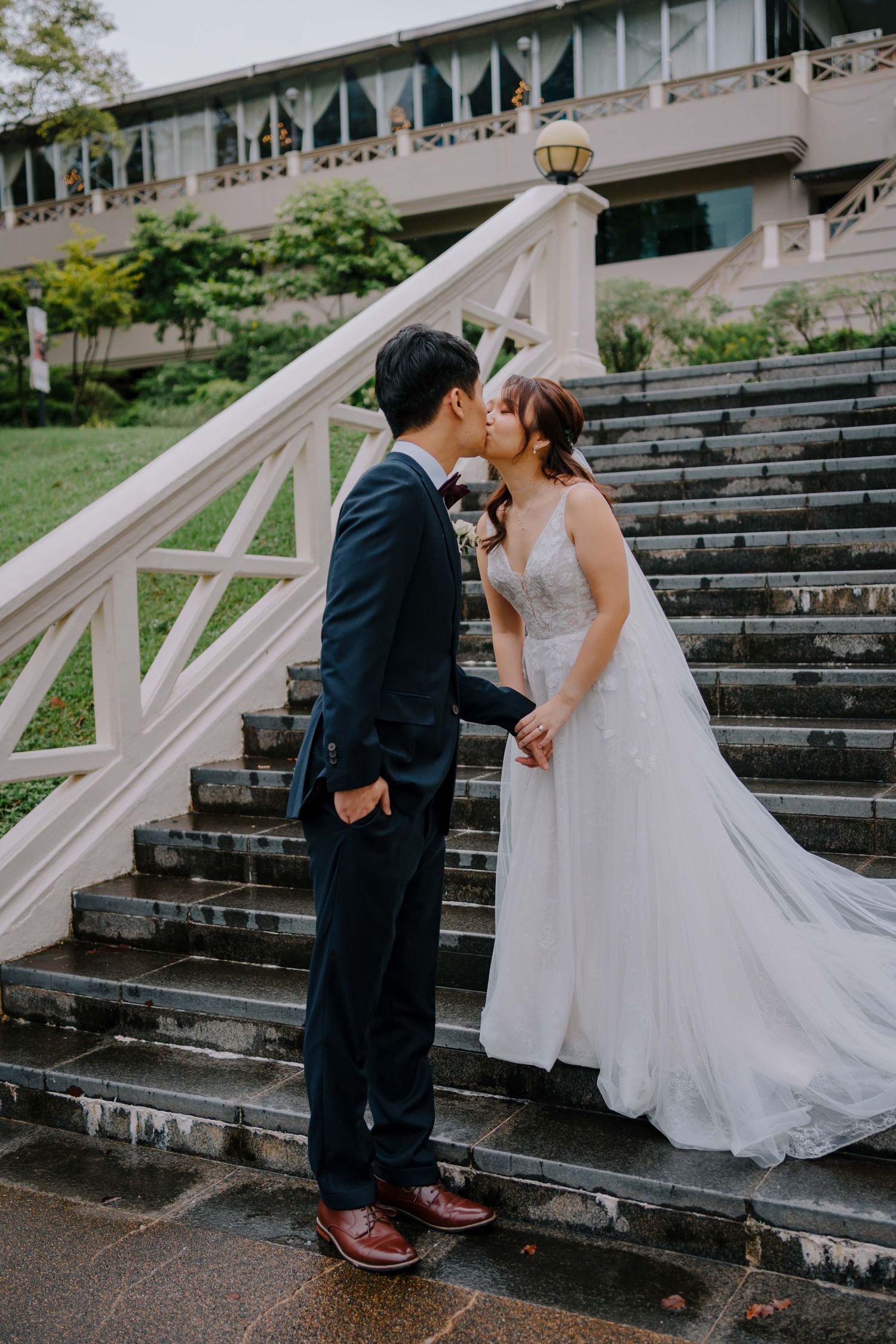 wedding photoshoot at fort canning park singapore