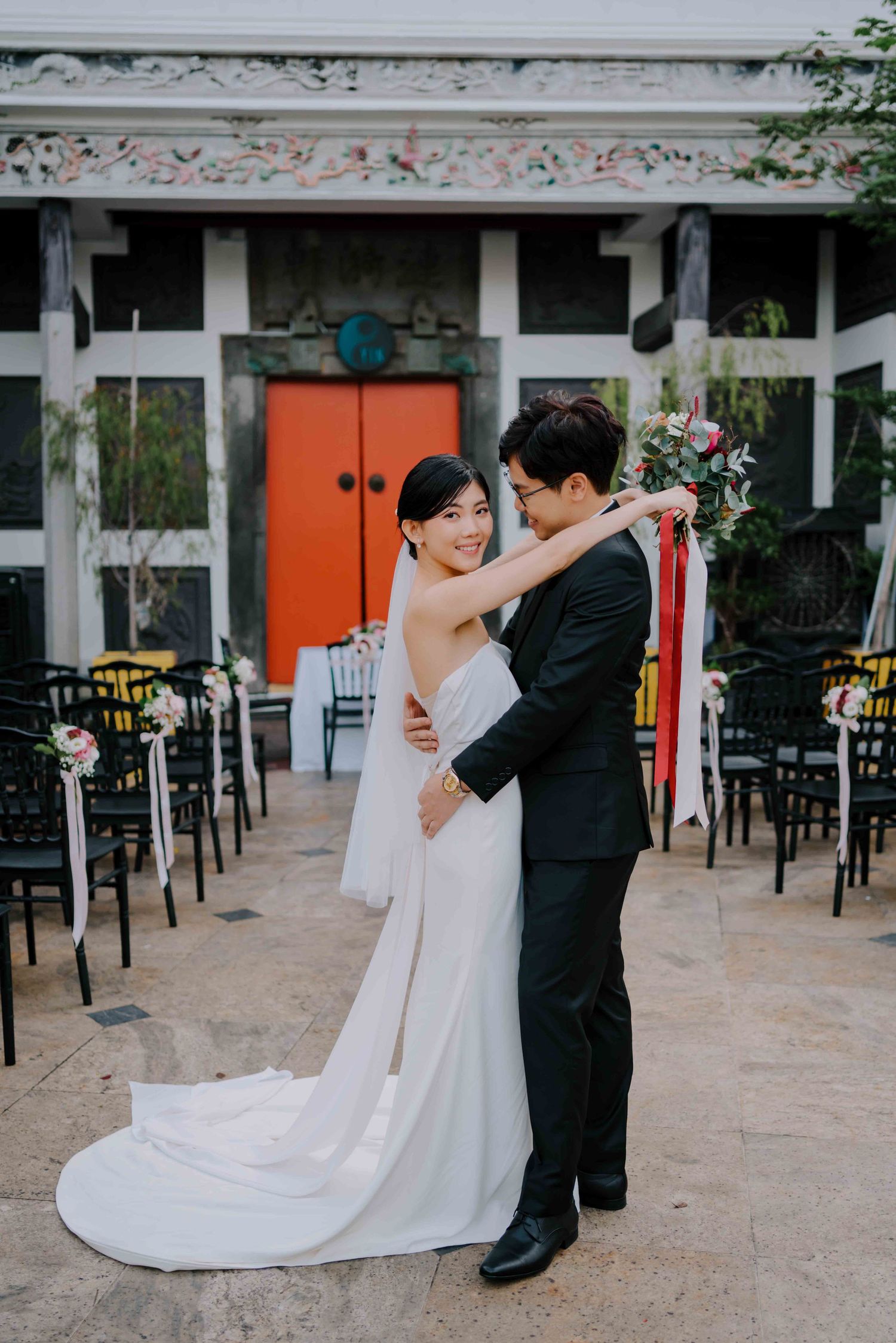 outdoor wedding at the riverhouse singapore