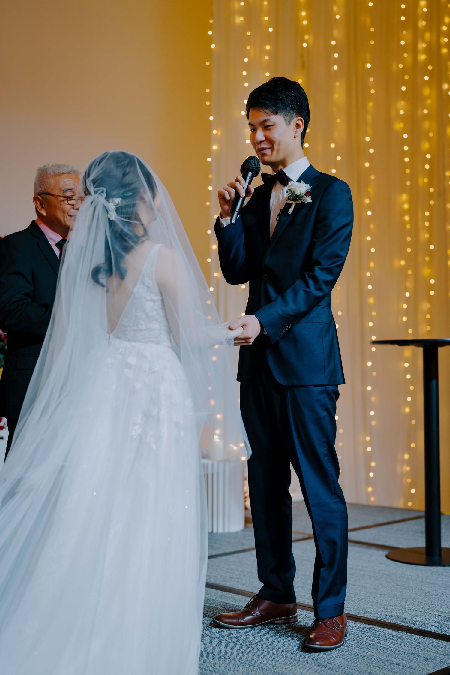 groom recites vows to his bride