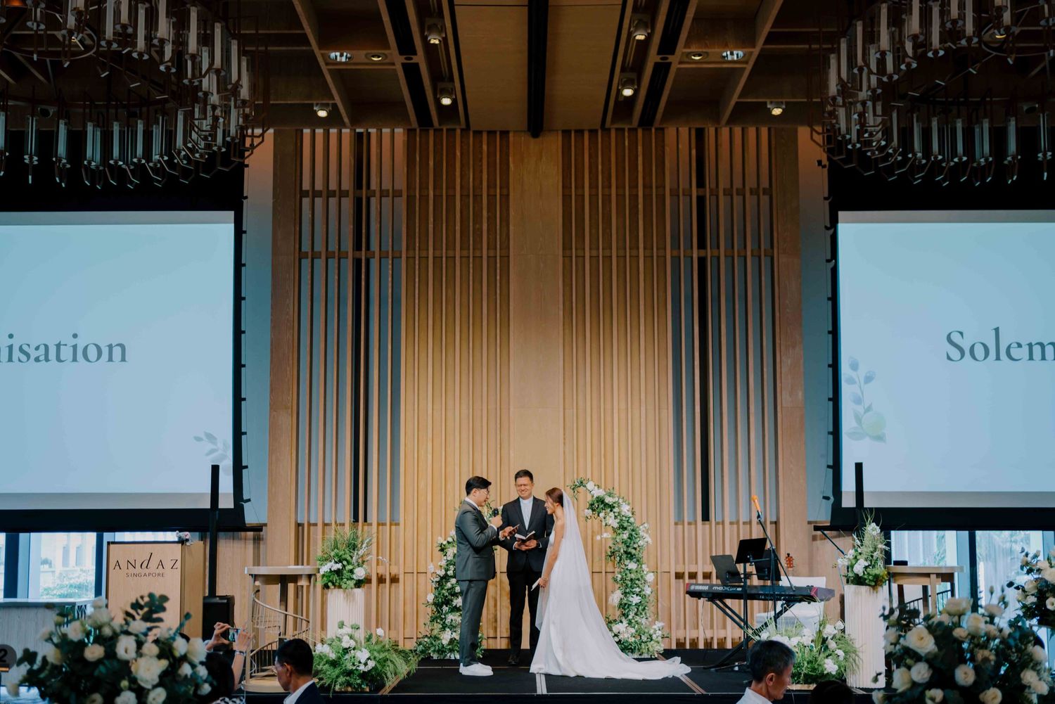 glasshouse andaz hotel wedding photos