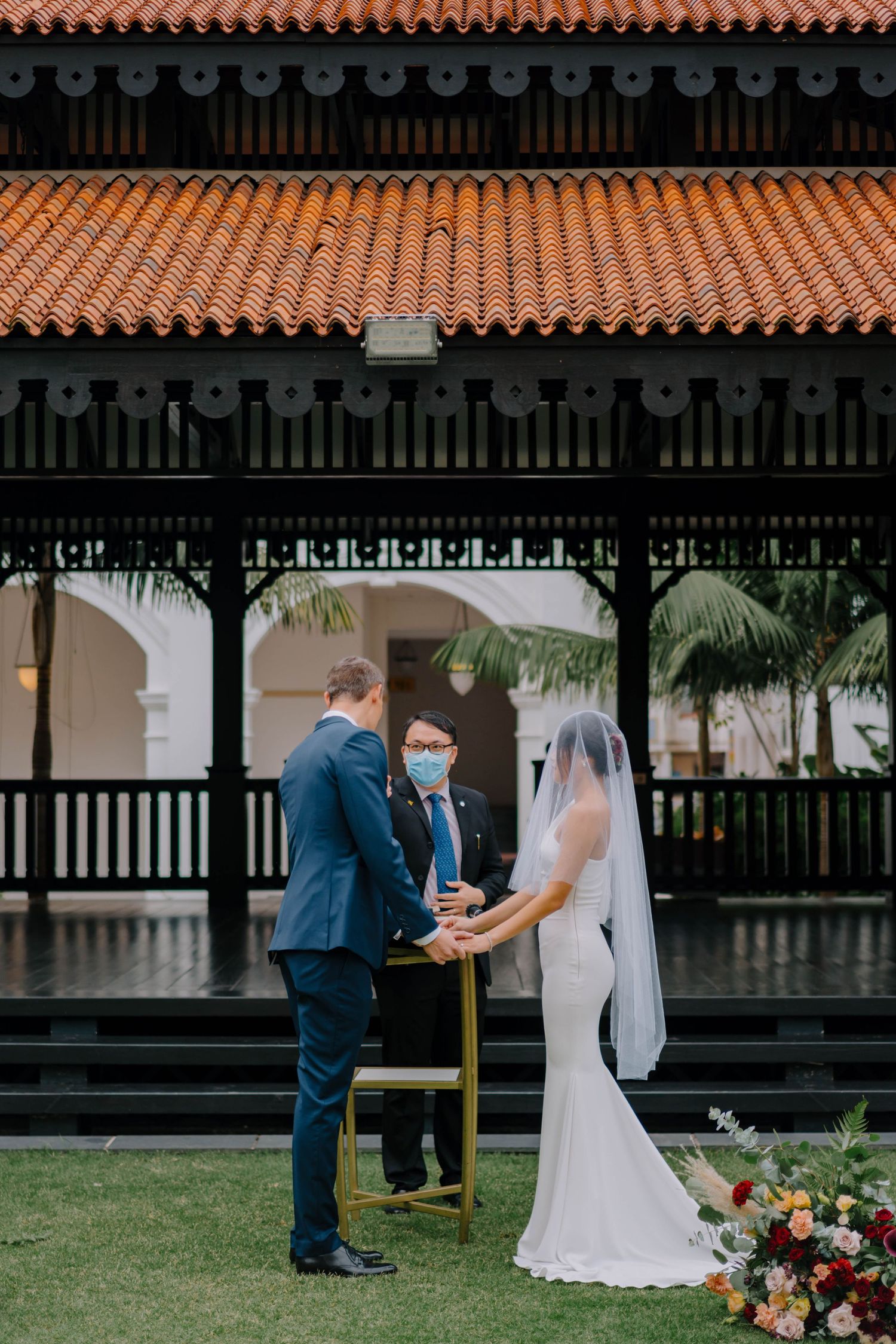 wedding photographer at raffles hotel singapore
