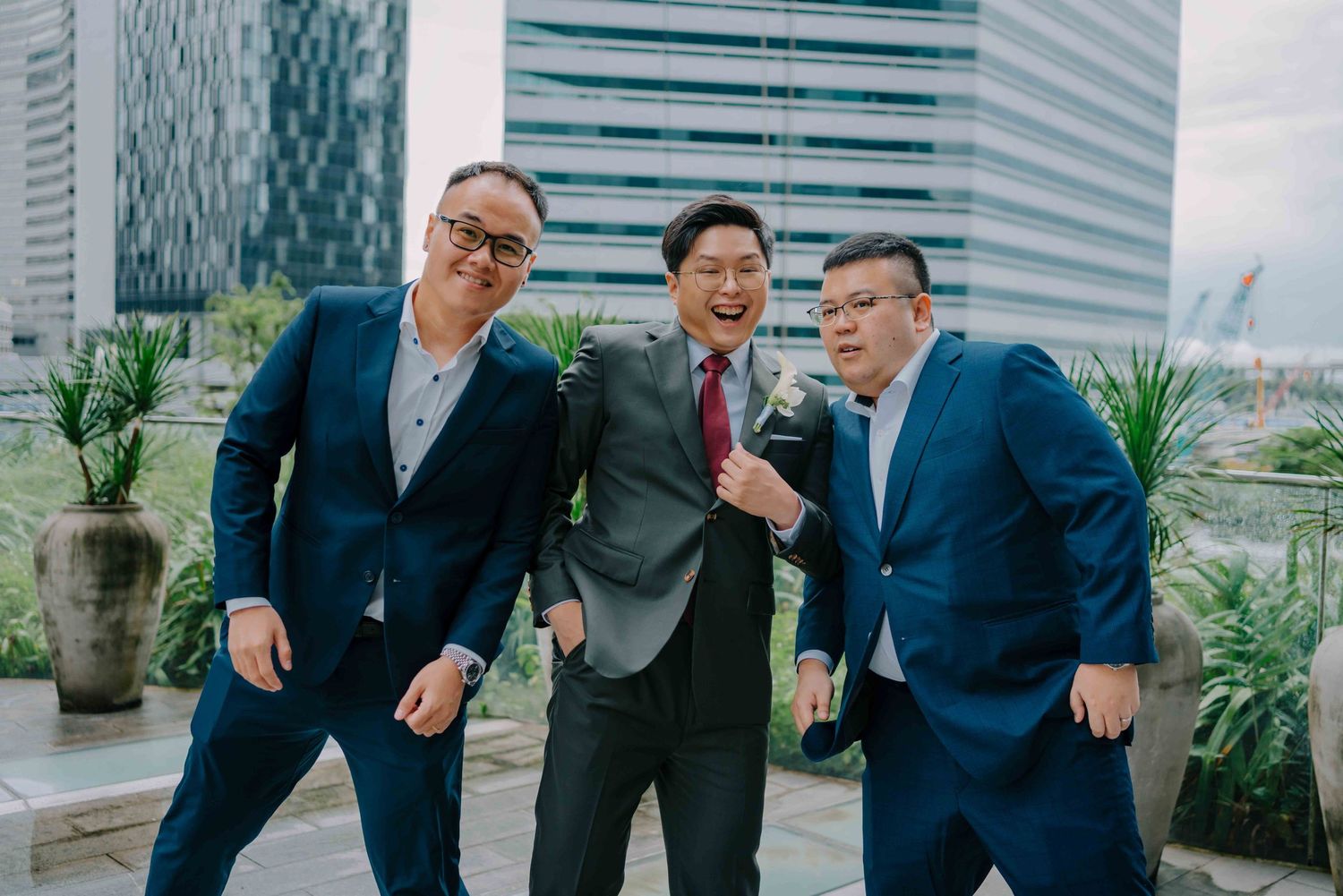 wedding photos at andaz hotel singapore