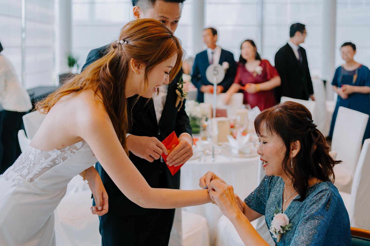 tea ceremony at conrad glass pavilion