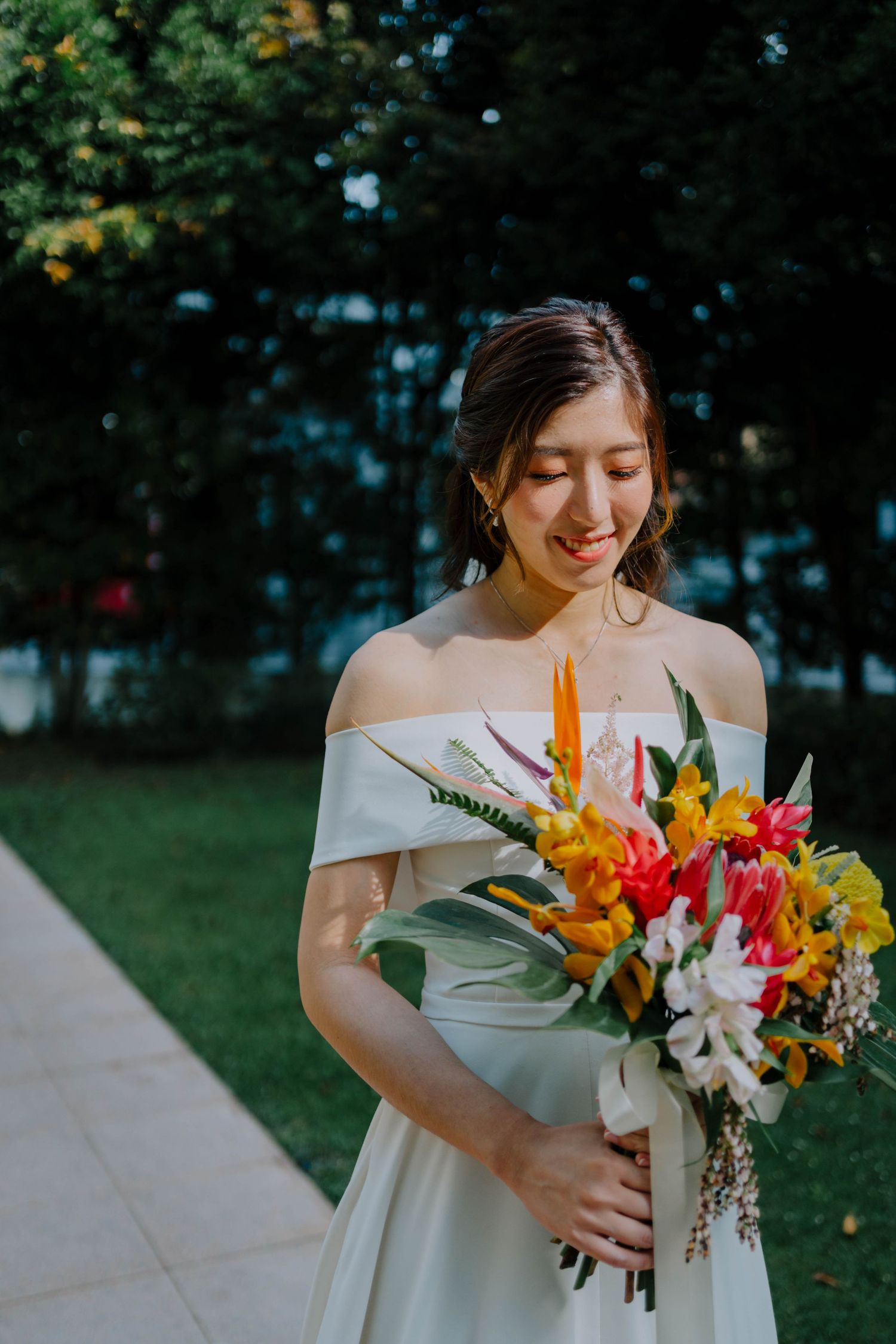 tropical floral bouquet for weddings in singapore