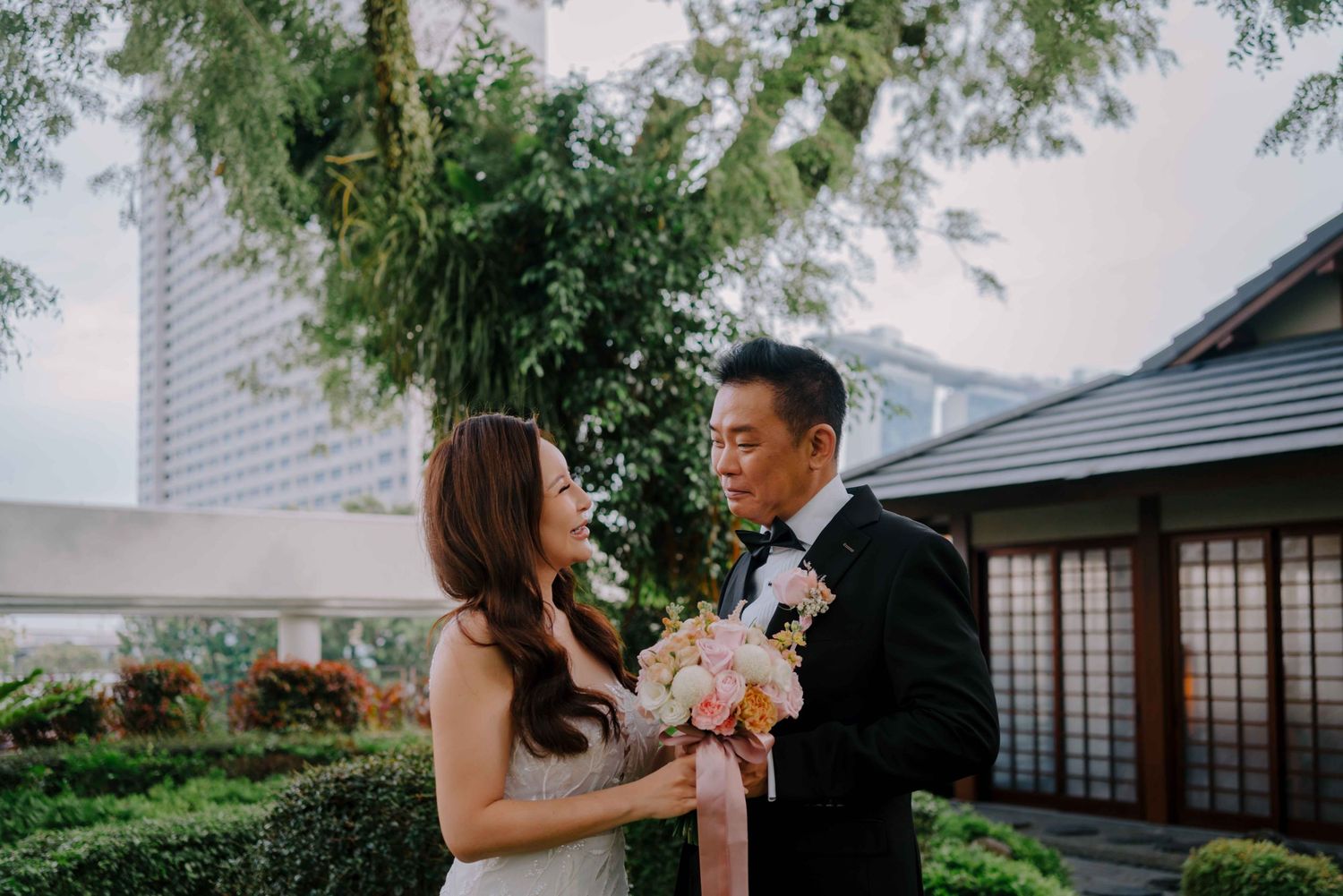intimate wedding at keyaki pan pacific hotel