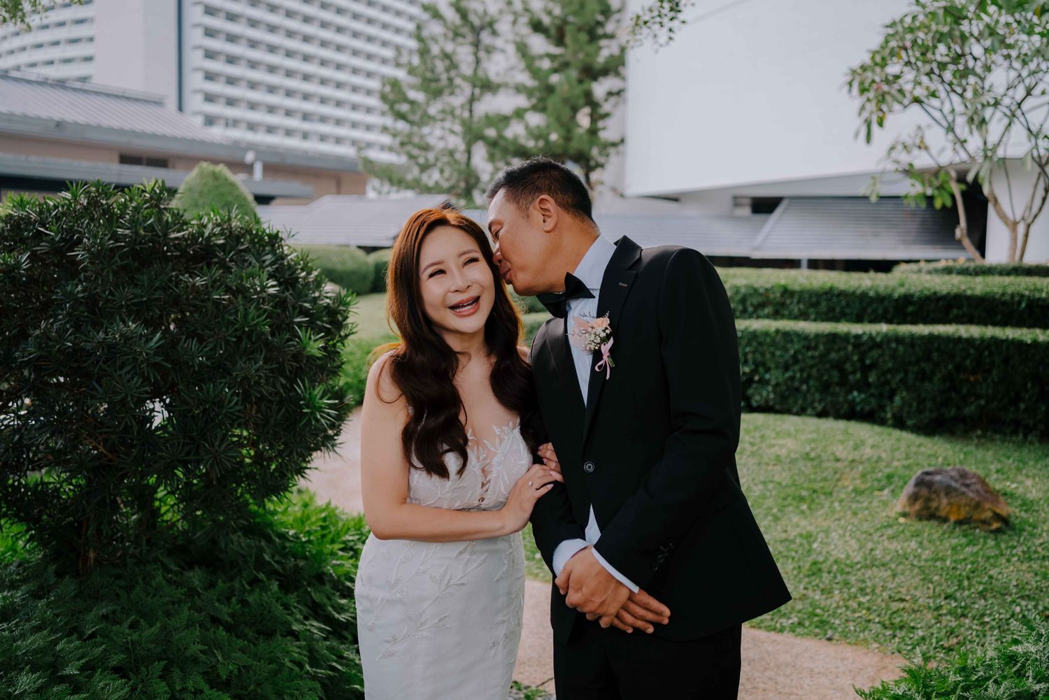 natural wedding photography at keyaki pan pacific hotel