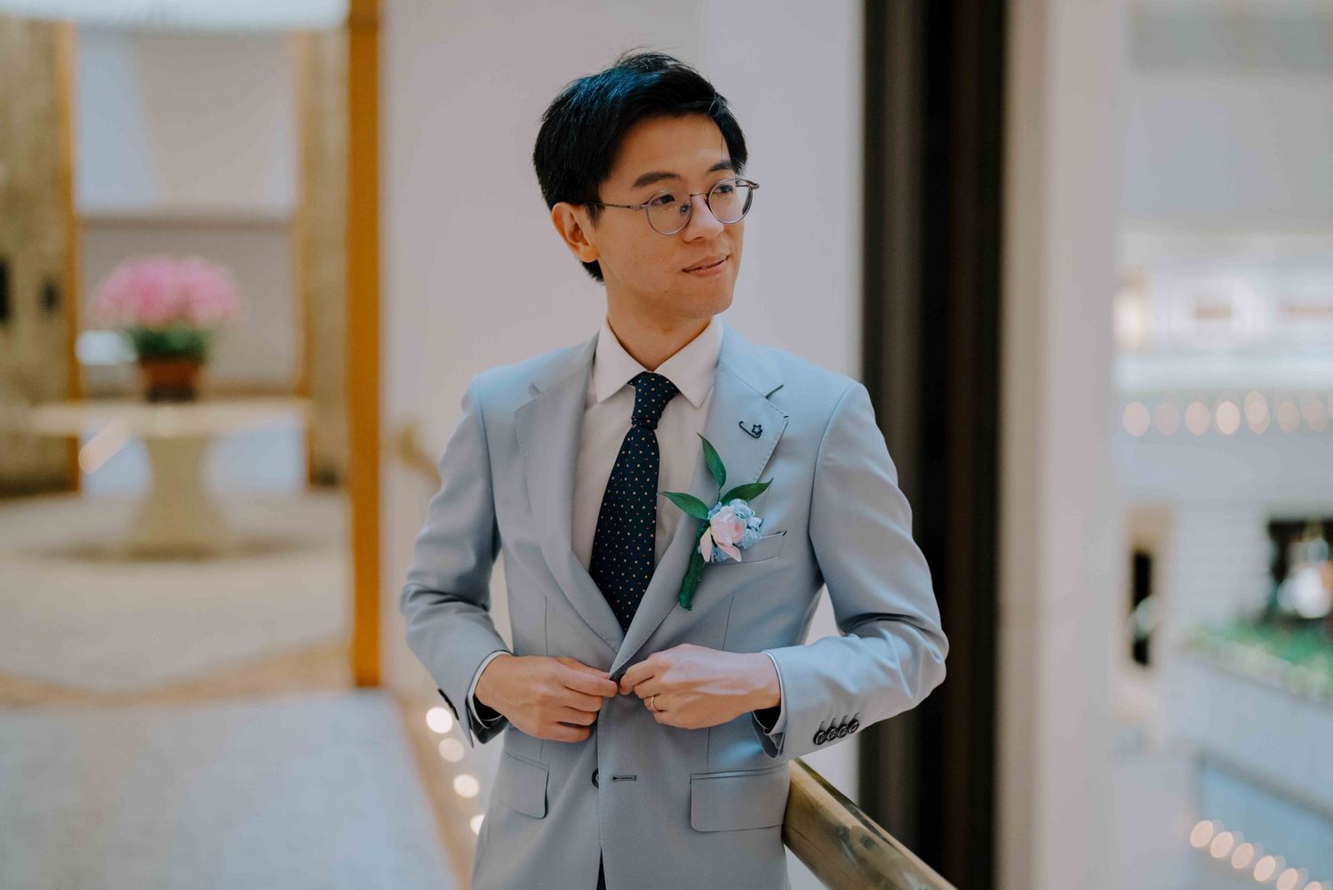 groom on wedding day at conrad orchard hotel