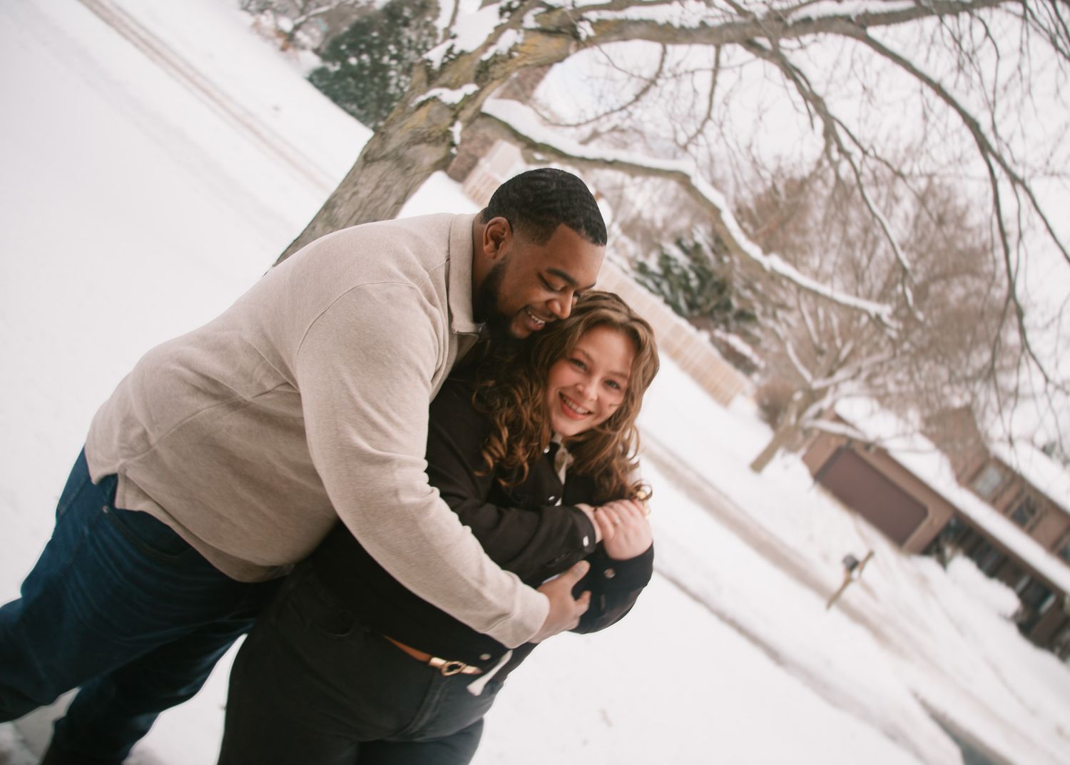 Winter Engagement photos in Illinois, couples photography, winter couple photos, engagement photos, Emily Earll Photos