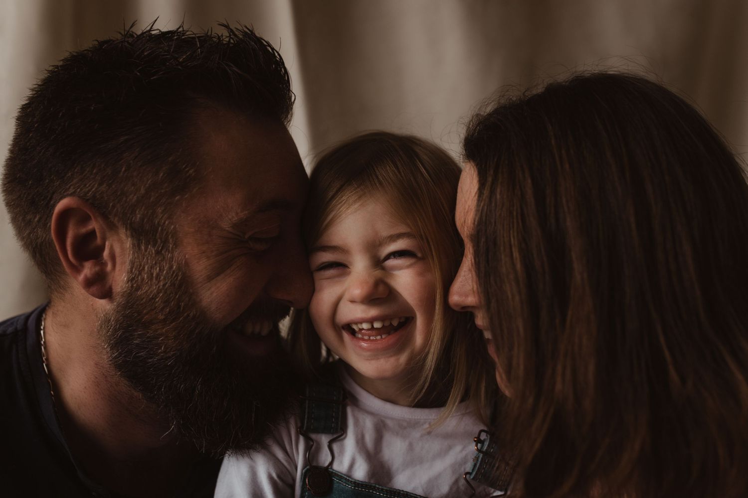 portrait femme enfants famille bébé intérieur