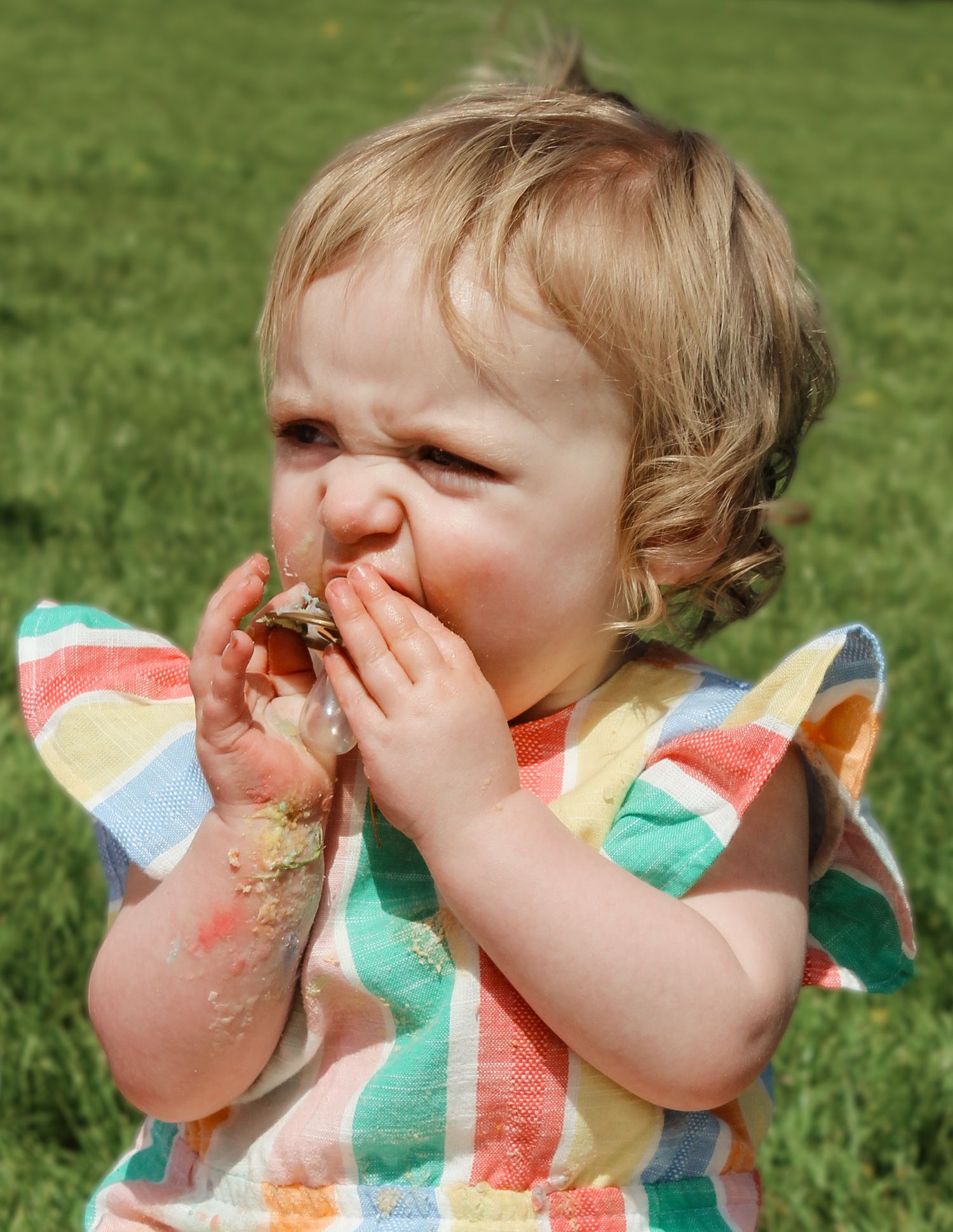 When your not to keen on a cake smash to start with, if in doubt use the dummy.