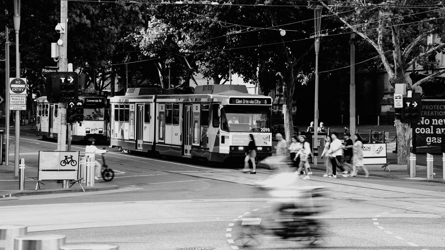 City Tram B&W