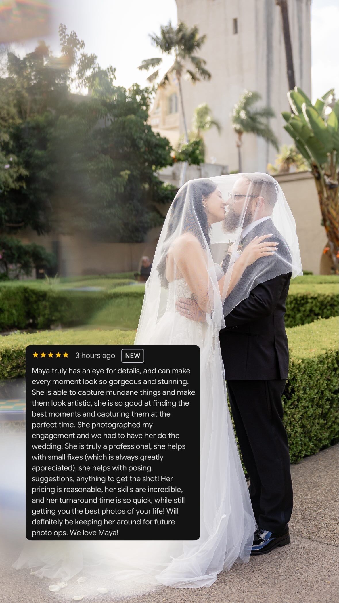 Couple kissing under bridal veil at outdoor wedding with 5-star photographer review overlay.