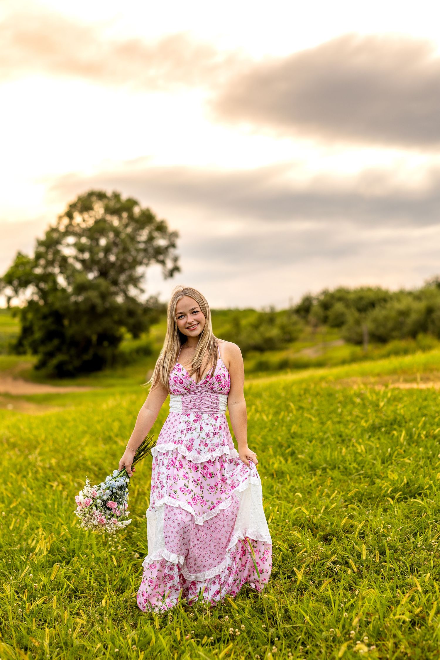 Affordable Senior Photos in Pittsburgh , PA