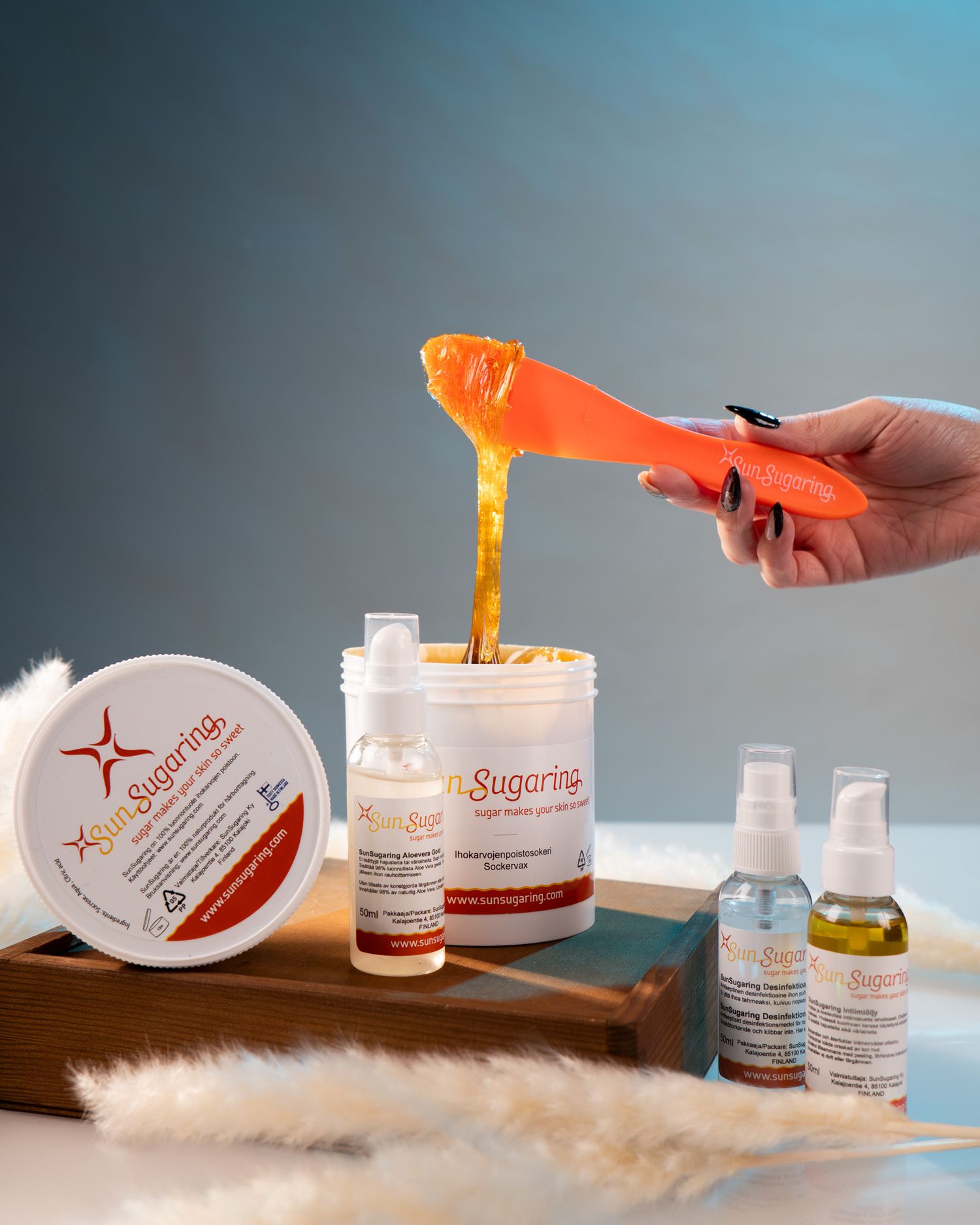 Mainoskuva Oulussa - Sokerointituotteet, intiimiöljy ja aloevera