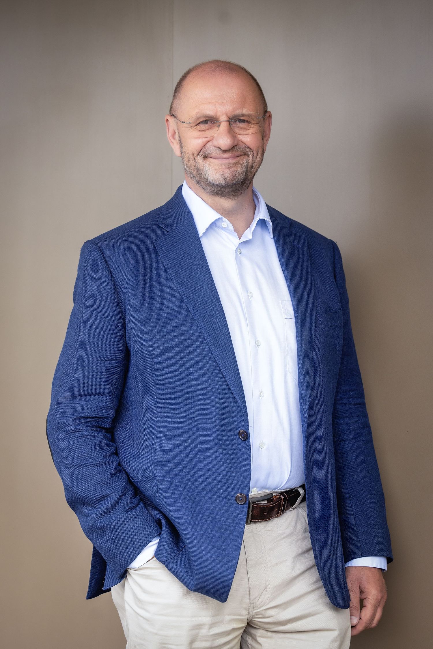 Professionelles Headshot für Geschäftsführer oder Führungskraft.