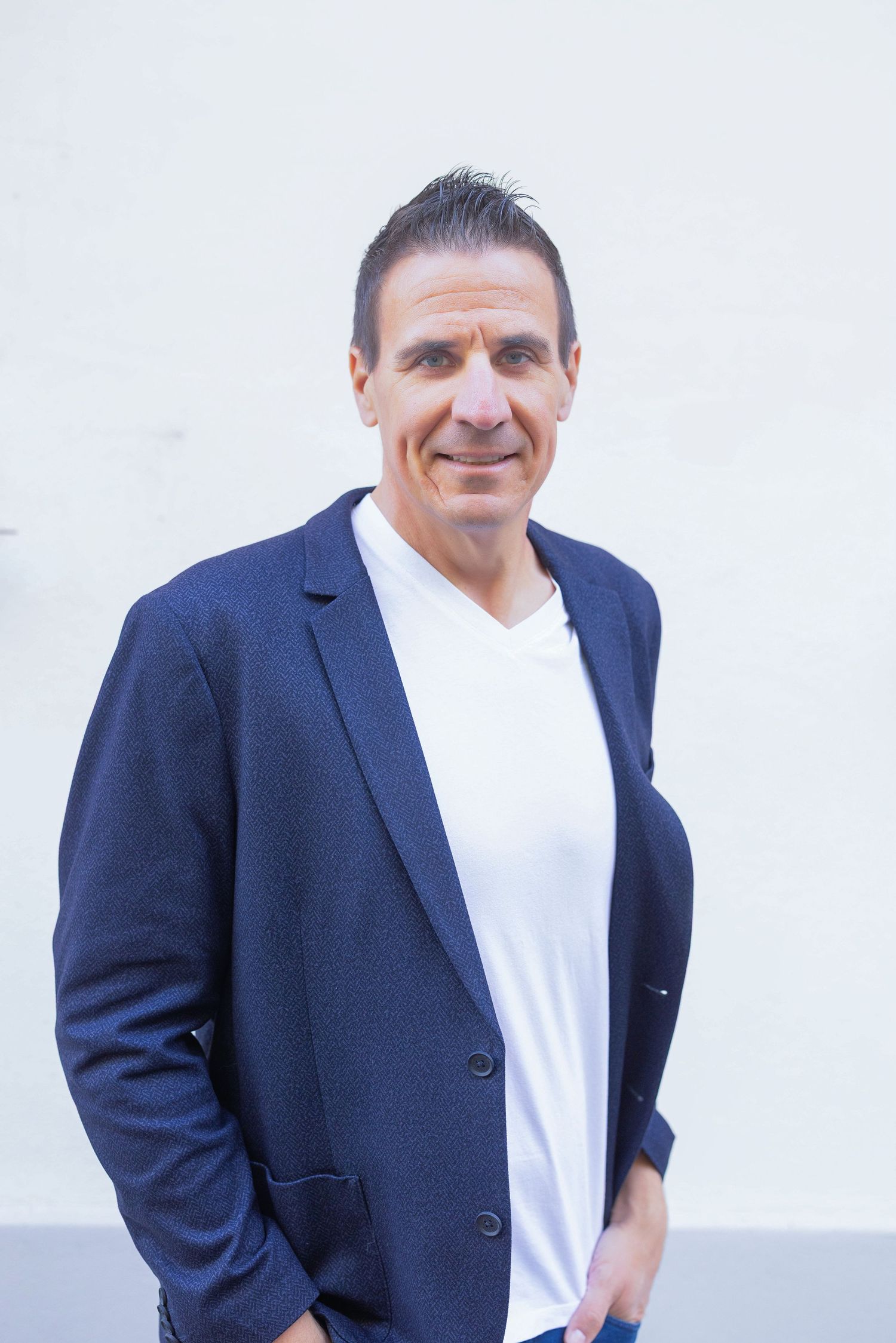 Professionelles Businessportrait für Website und Unternehmensdarstellung.