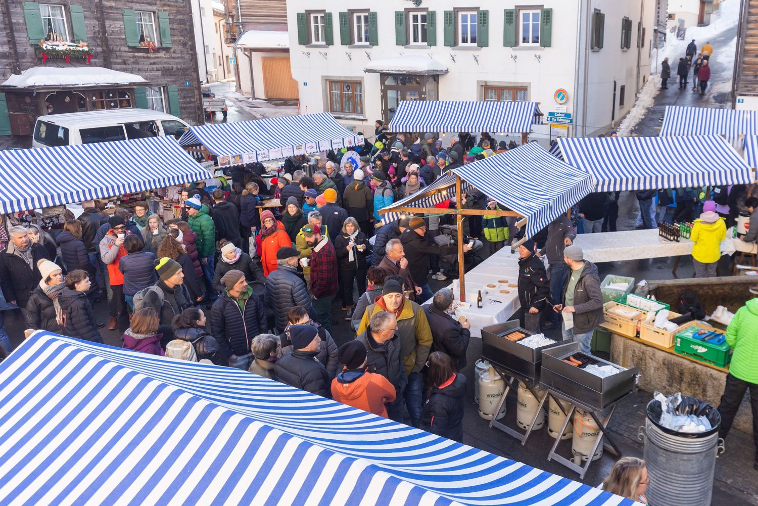Surselva Tourismus, Eventreportage eines Outdoor-Events mit Besucherinteraktion für Unternehmenskommunikation.