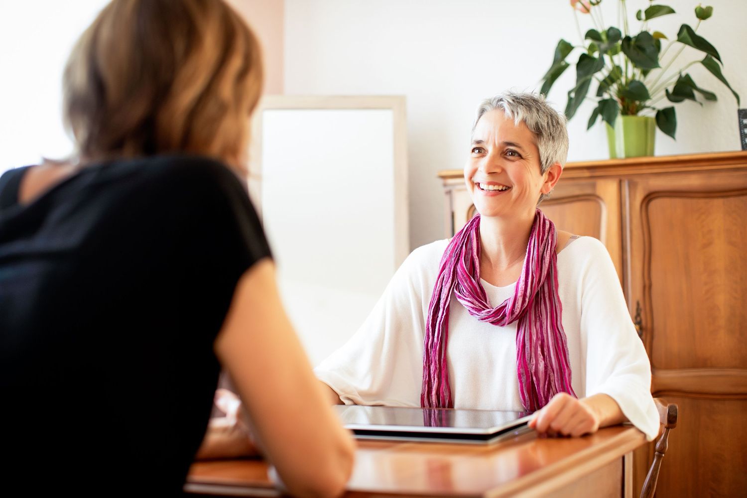 Kirsten Pirotta, Authentische Businessreportage im Beratungsgespräch für Praxis- oder Unternehmenswebsite.