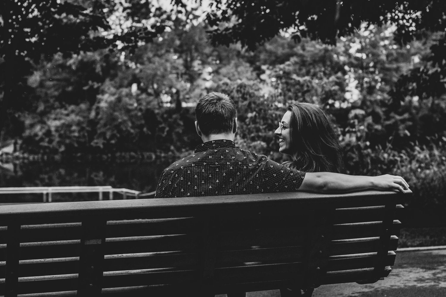 Romantic park bench portraits in black and white.