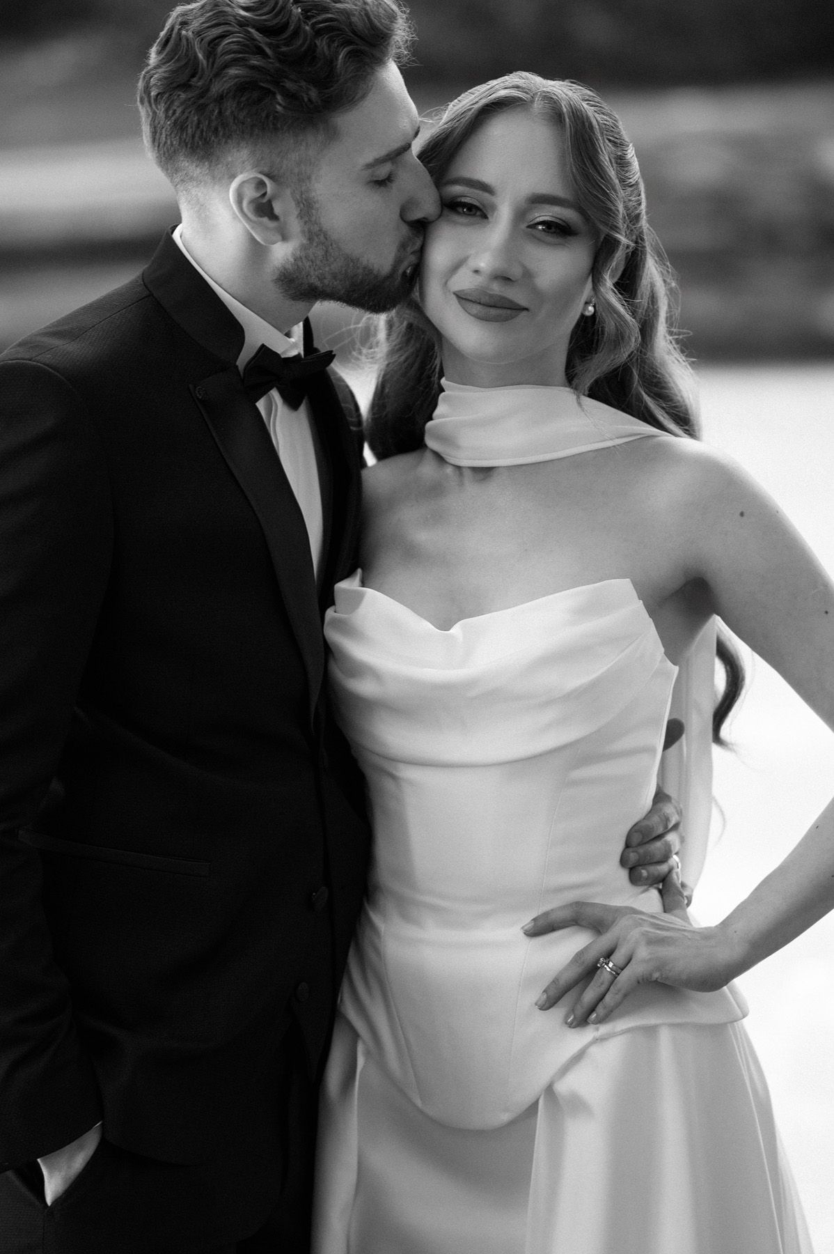 Bride and groom portrait in Birutė’s Park in Palanga