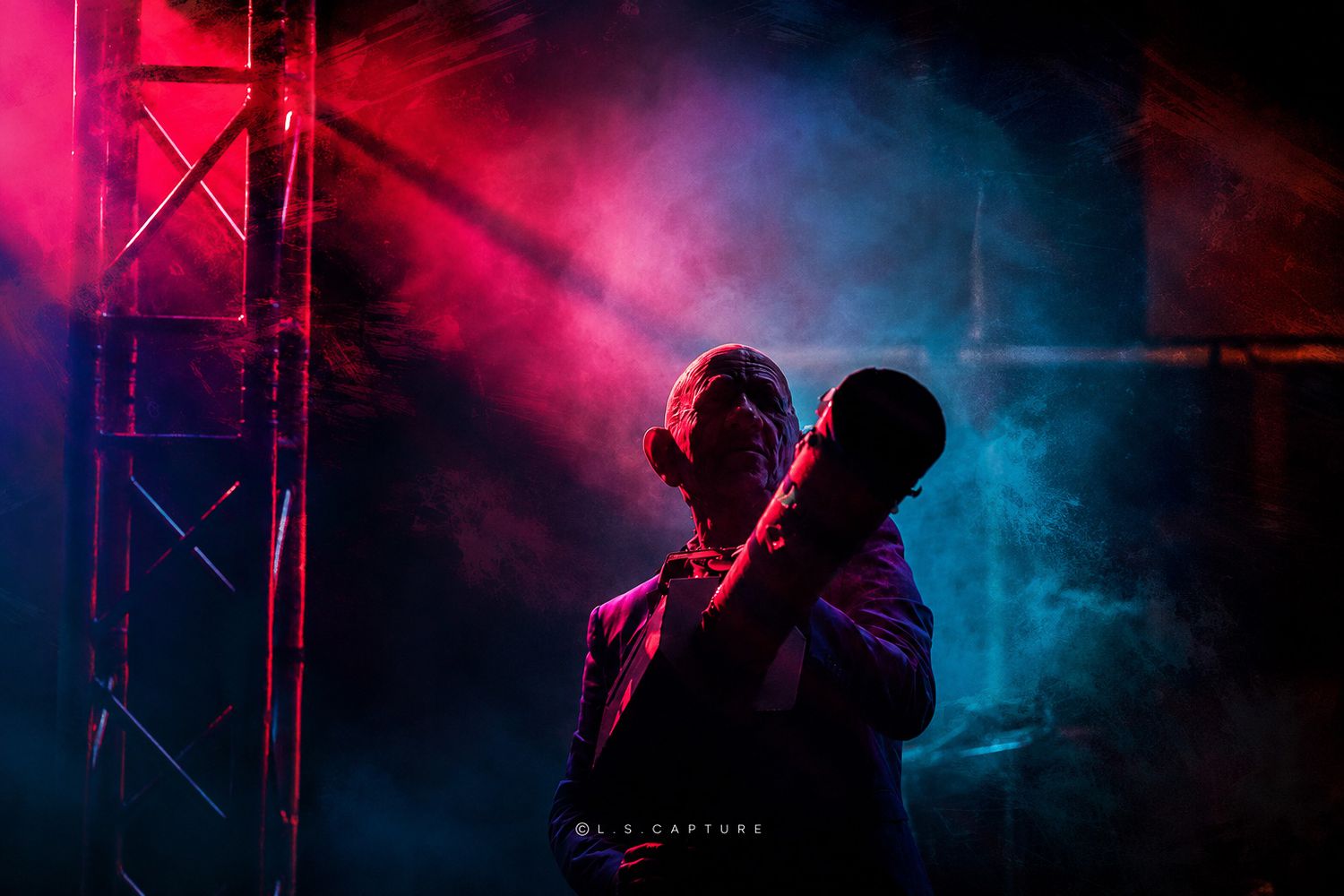 Photo d'un DJ sur une soirée en Belgique