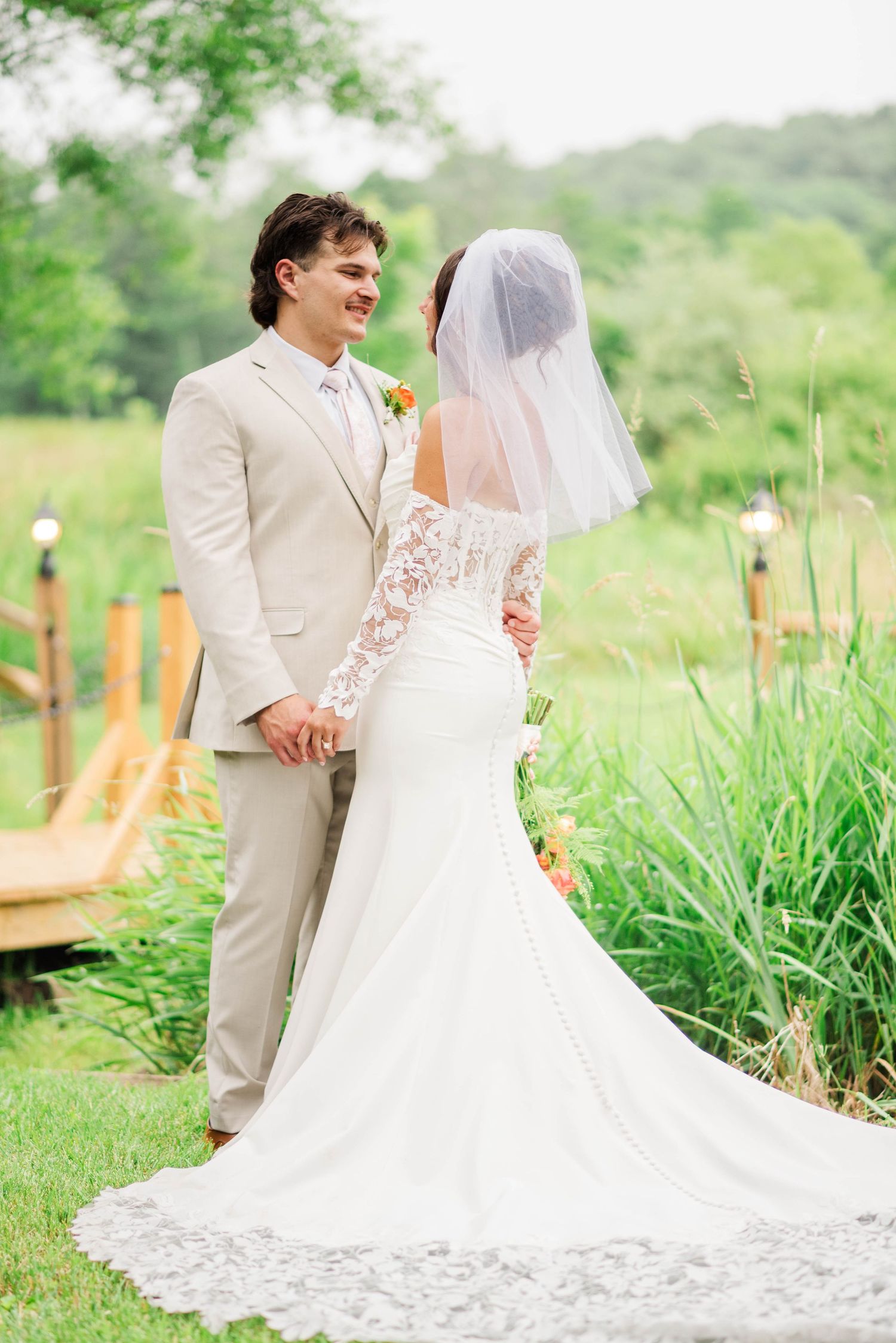 Bride and groom at Whispering Hollow Estates in Pleasantville, Pennsylvania