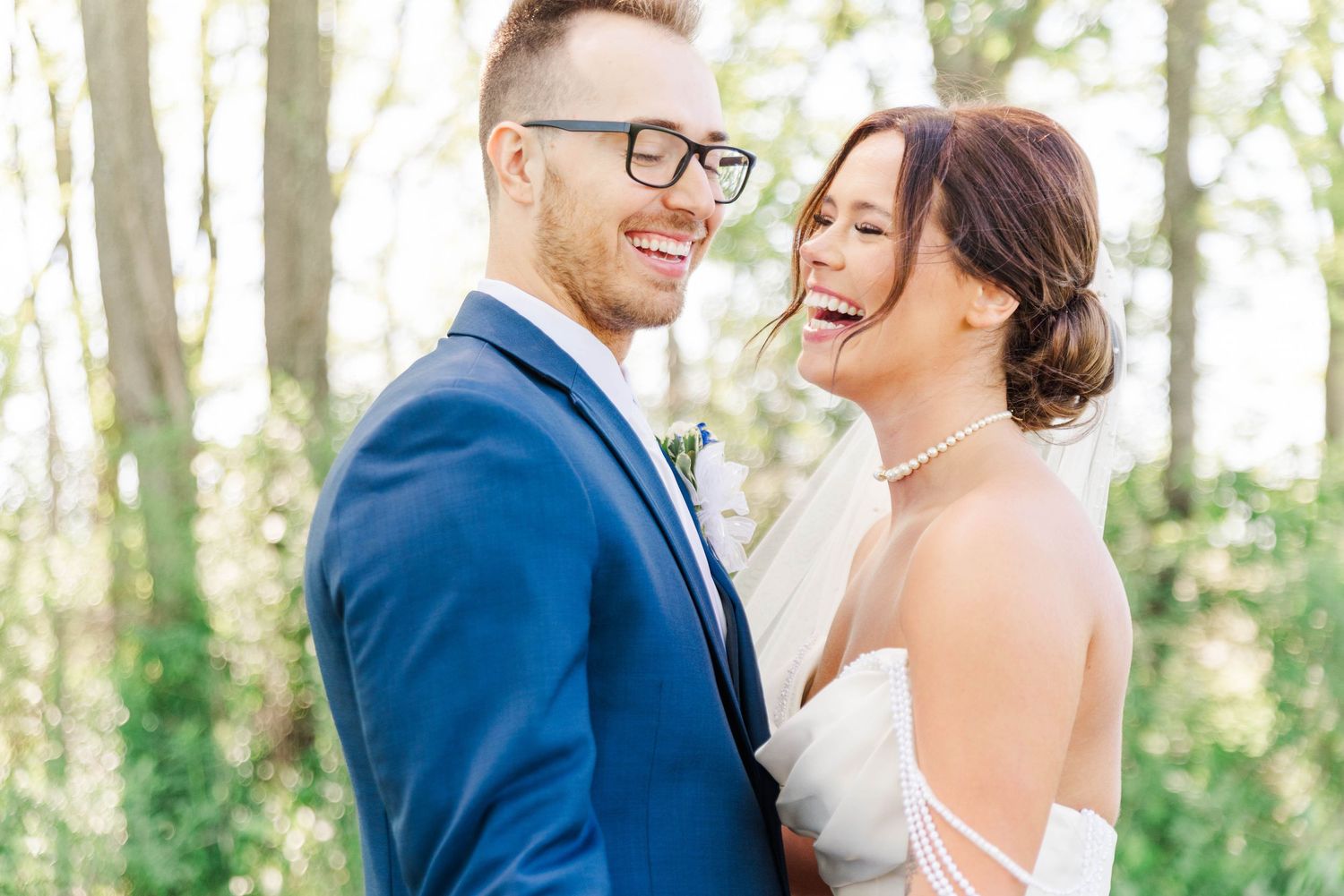 Bride and groom laughing at the Willow in Johnstown, Pennsylvania