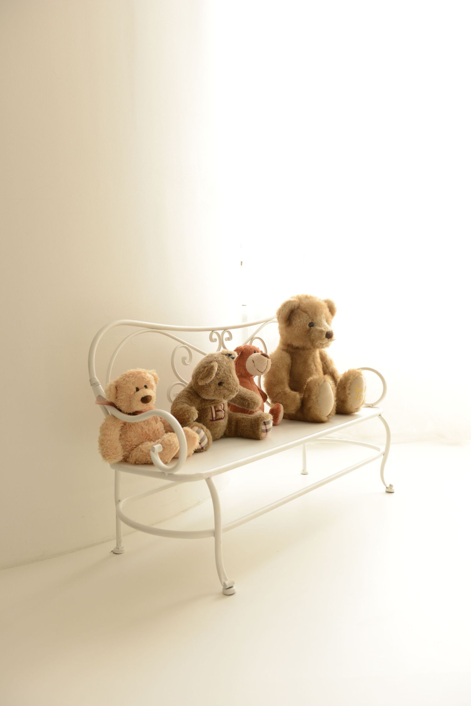 Vintage child bed with teddy bears in the Everleaf Photography studio