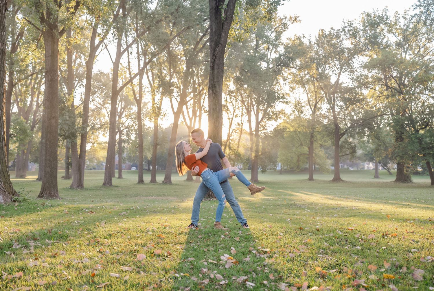 couple dipping in sunlight