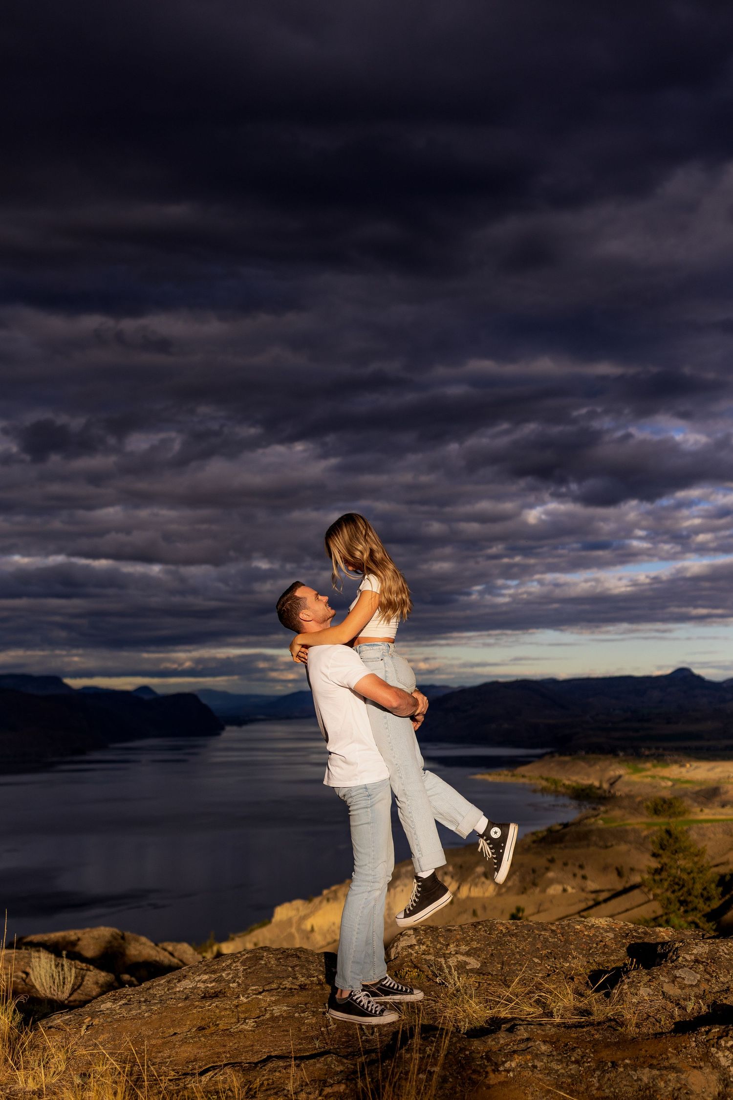 Engagement photo taken at the Kamloops Lake lookout and viewpoint on Six Mill Hill near Kamloops BC and Savona BC.