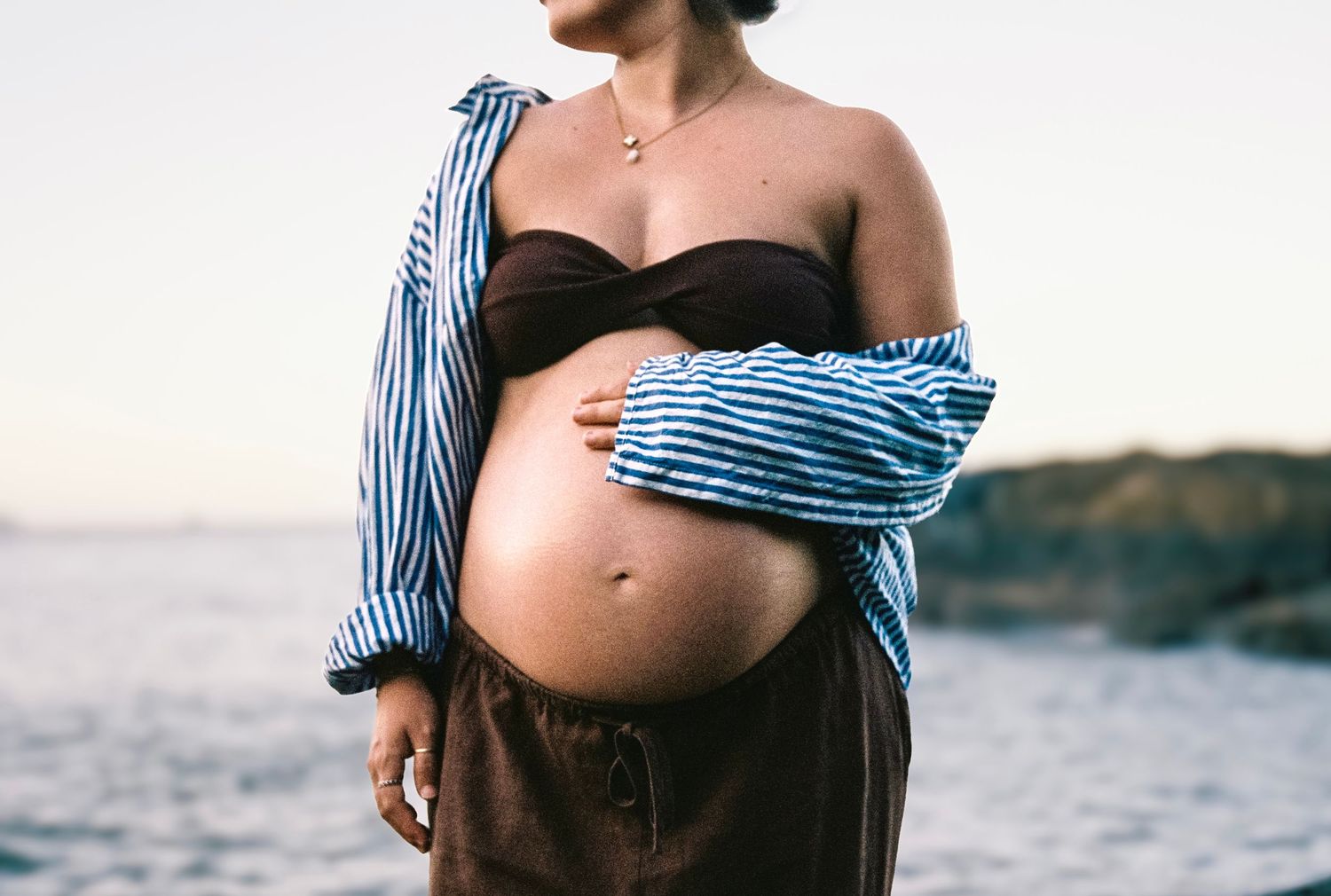 nadine luise wache; documentary style photography, cairns family photographer; analogue photographer; film photographer maternity